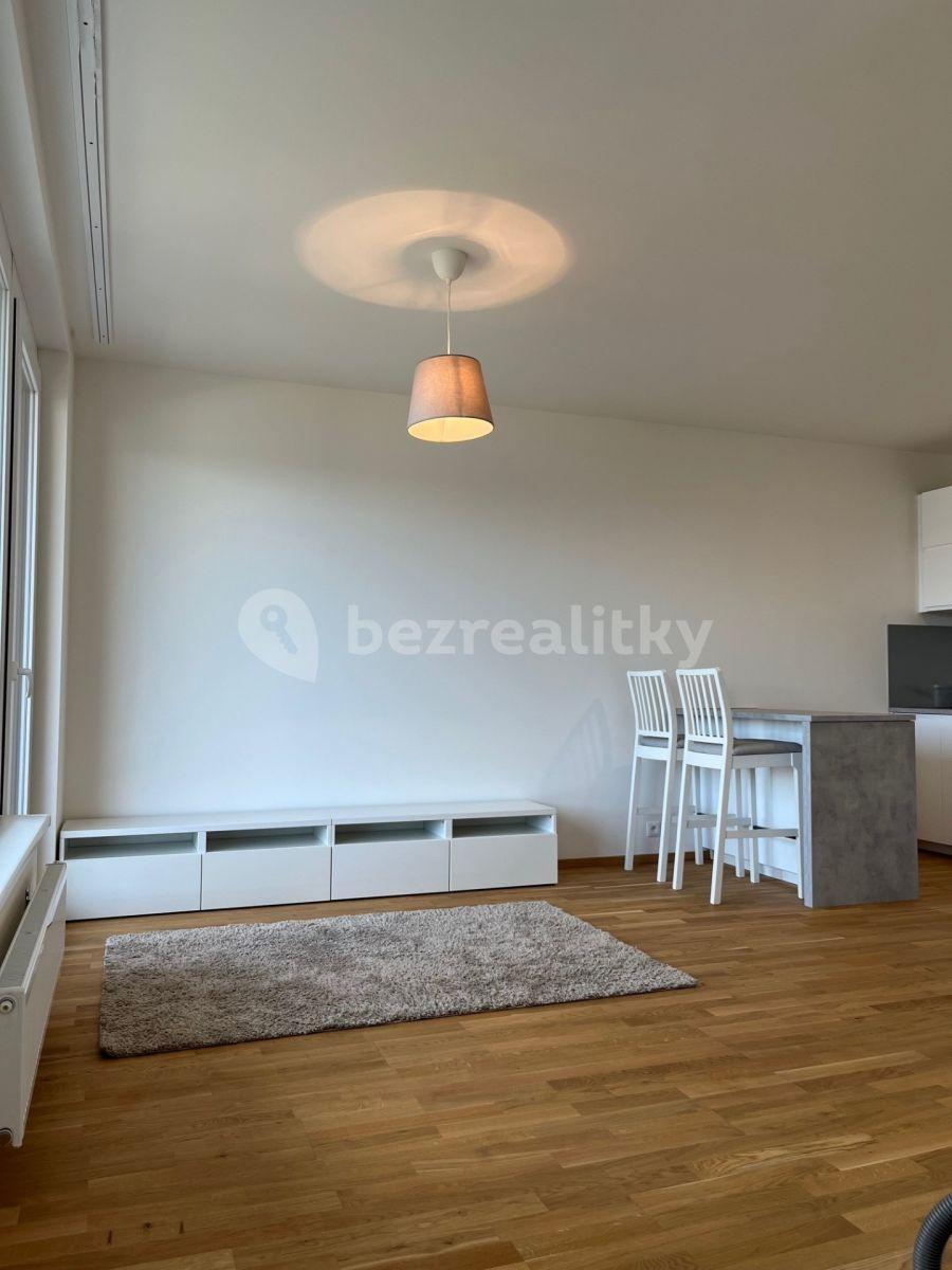 Prenájom bytu 1-izbový 45 m², Smržových, Praha, Praha