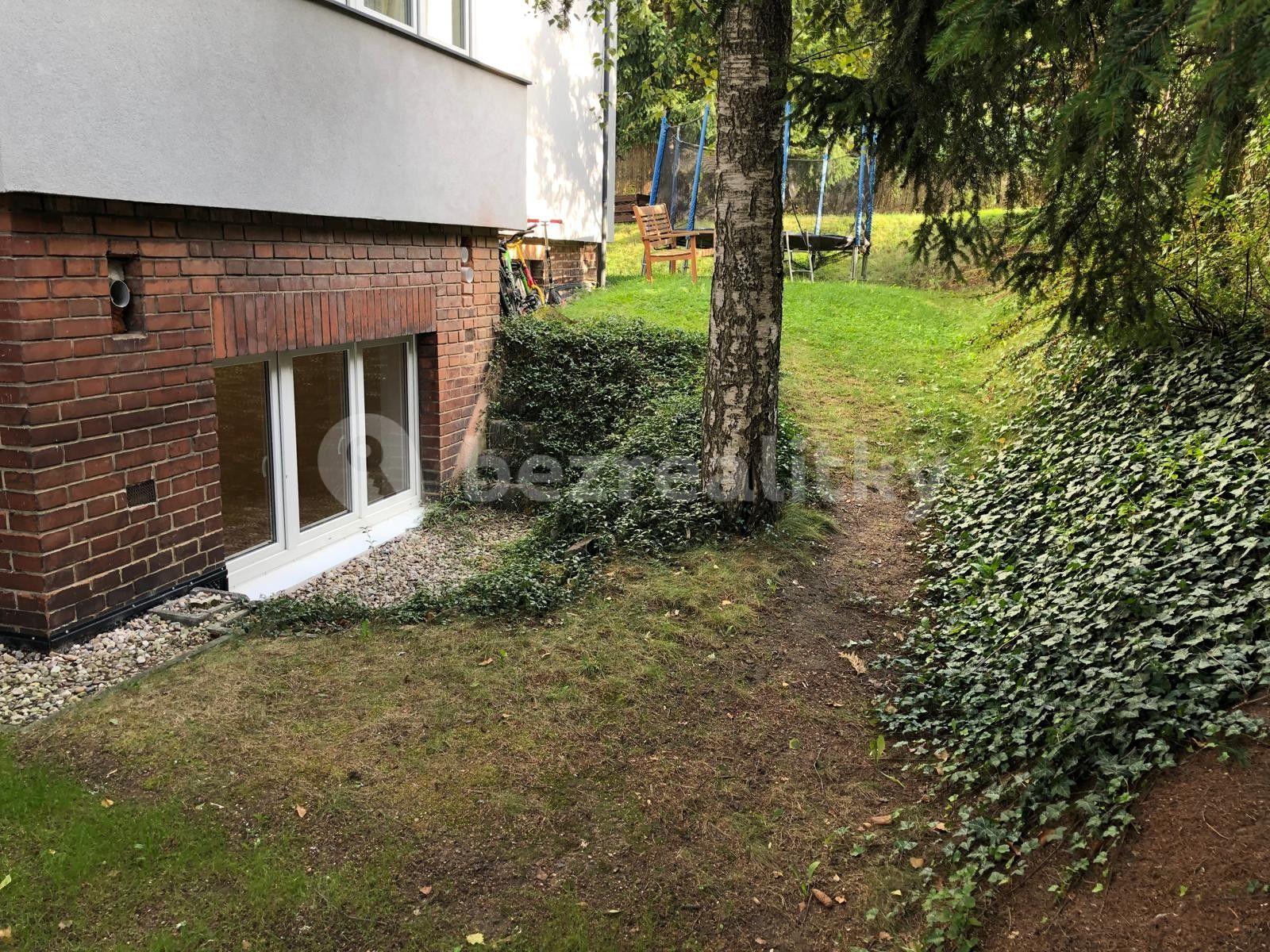 Prenájom bytu 2-izbový 40 m², České družiny, Praha, Praha