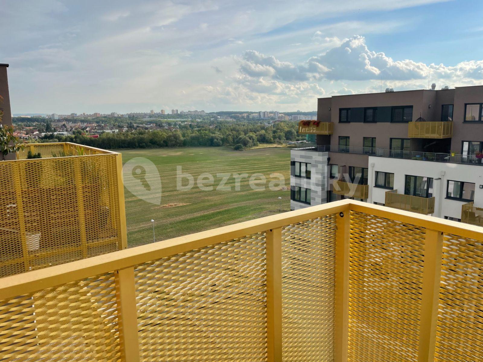 Prenájom bytu 1-izbový 37 m², Honzíkova, Praha, Praha