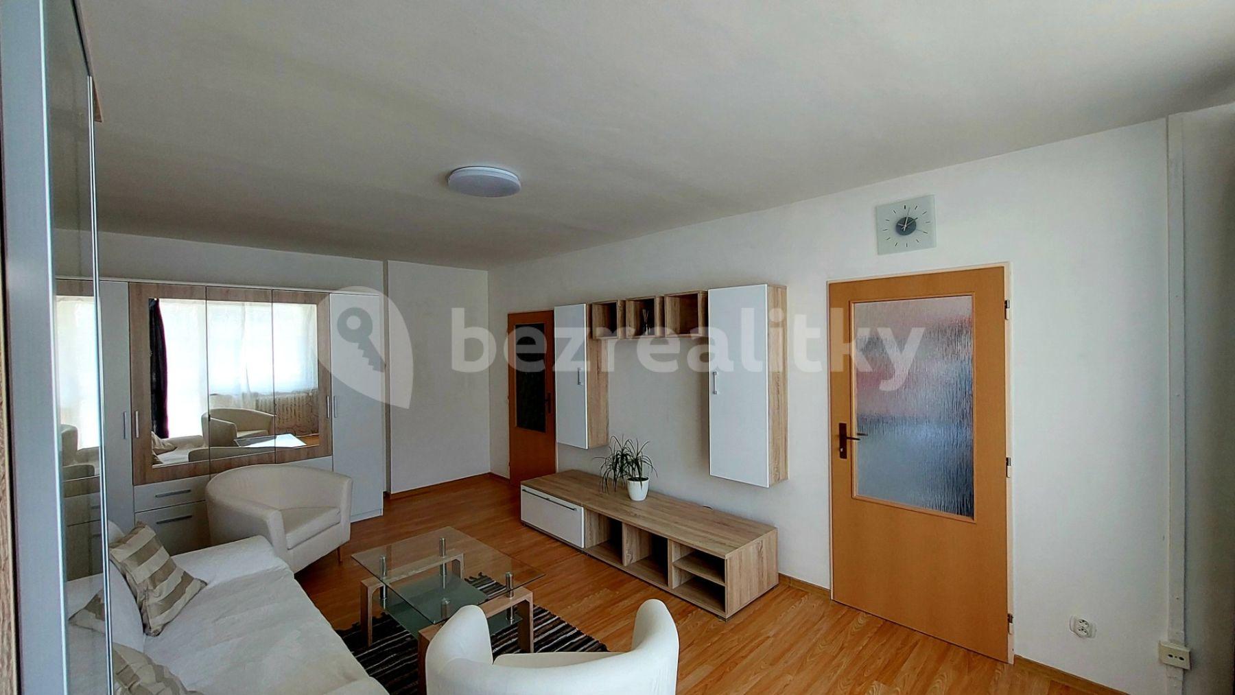 Prenájom bytu 1-izbový 41 m², Turkmenská, Praha, Praha