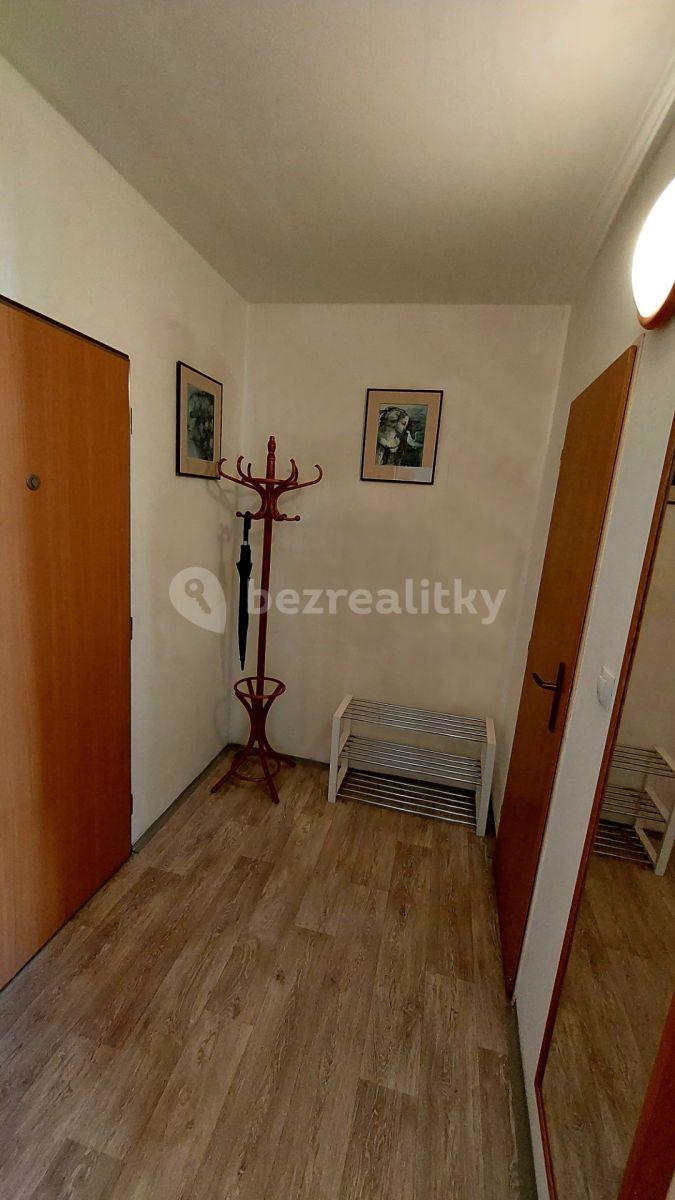 Prenájom bytu 1-izbový 41 m², Turkmenská, Praha, Praha