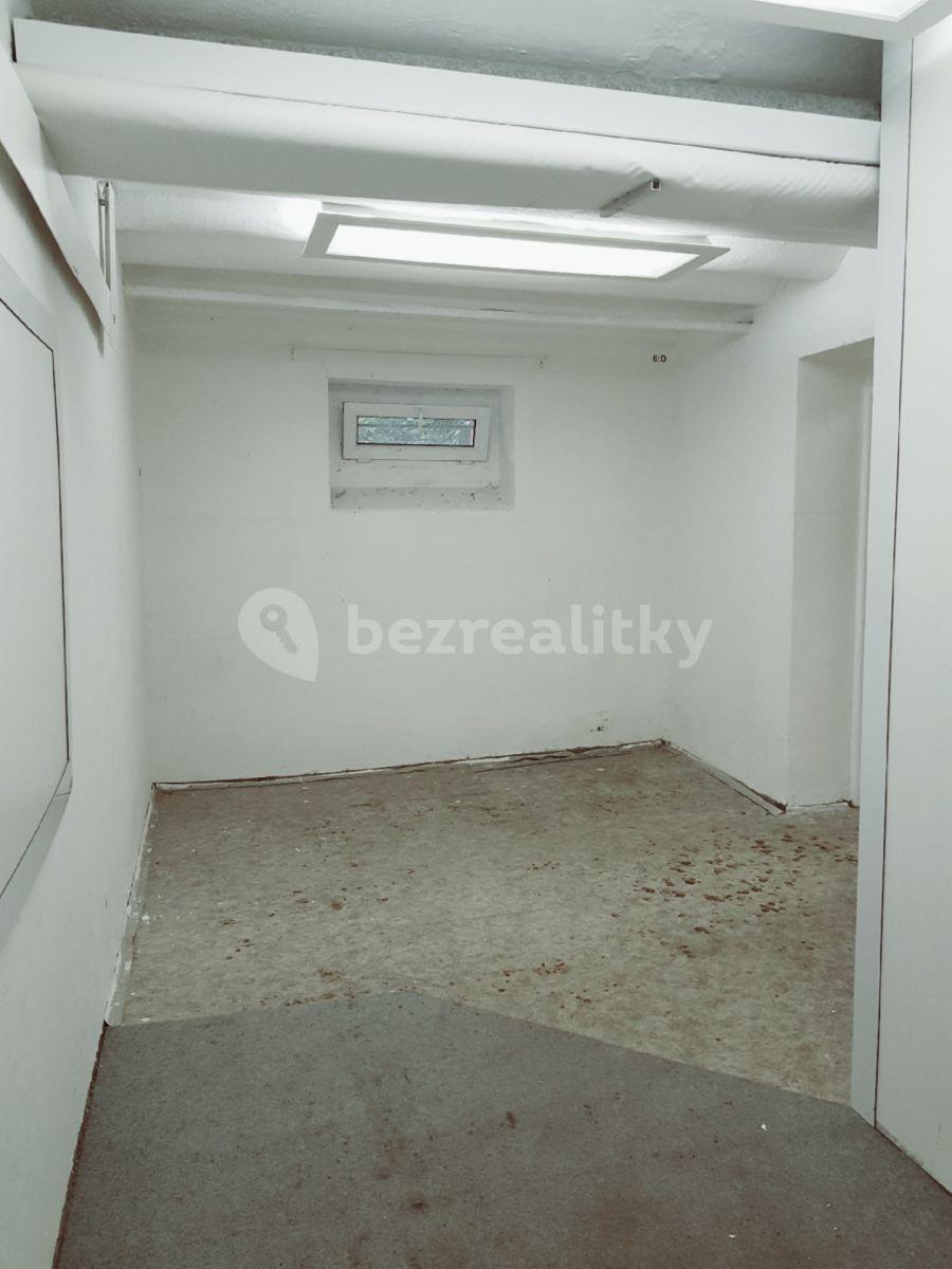 Prenájom nebytového priestoru 36 m², Dvouletky, Praha, Praha