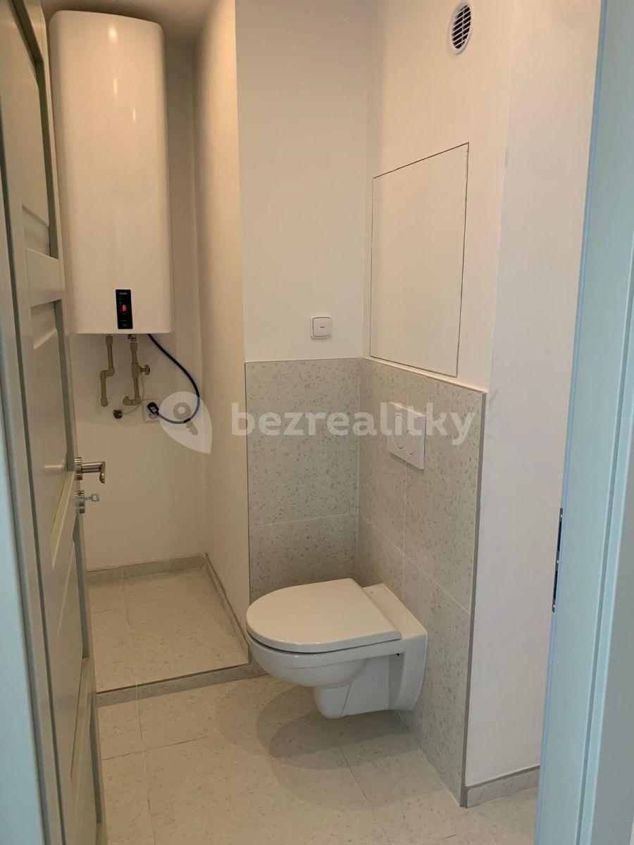 Prenájom bytu 3-izbový 65 m², Strašice, Plzeňský kraj