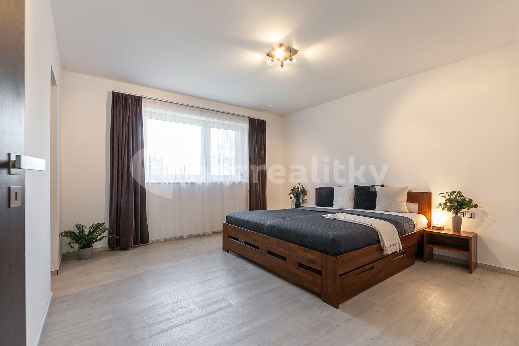 Predaj domu 230 m², pozemek 1.410 m², Diamantová, Horoušany, Středočeský kraj