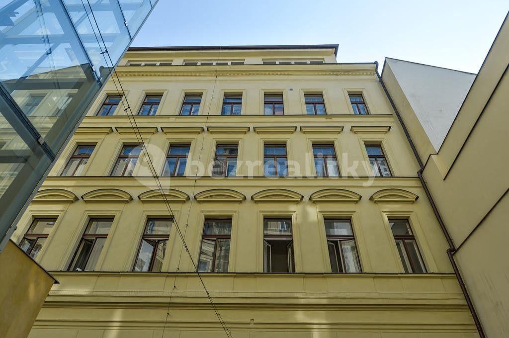 Prenájom bytu 2-izbový 67 m², Zlatnická, Praha, Praha