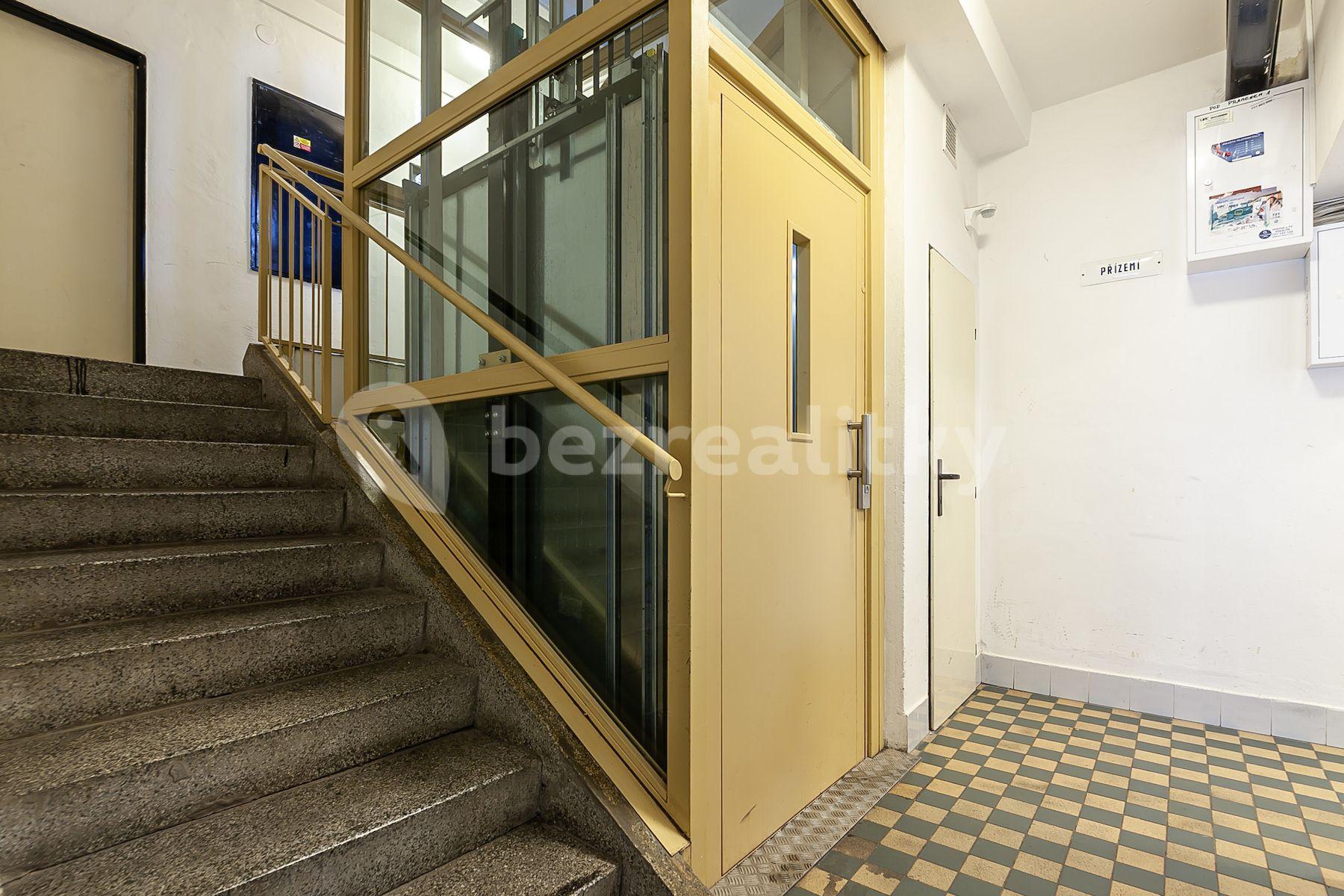 Predaj bytu 3-izbový 75 m², Pod Pramenem, Praha, Praha