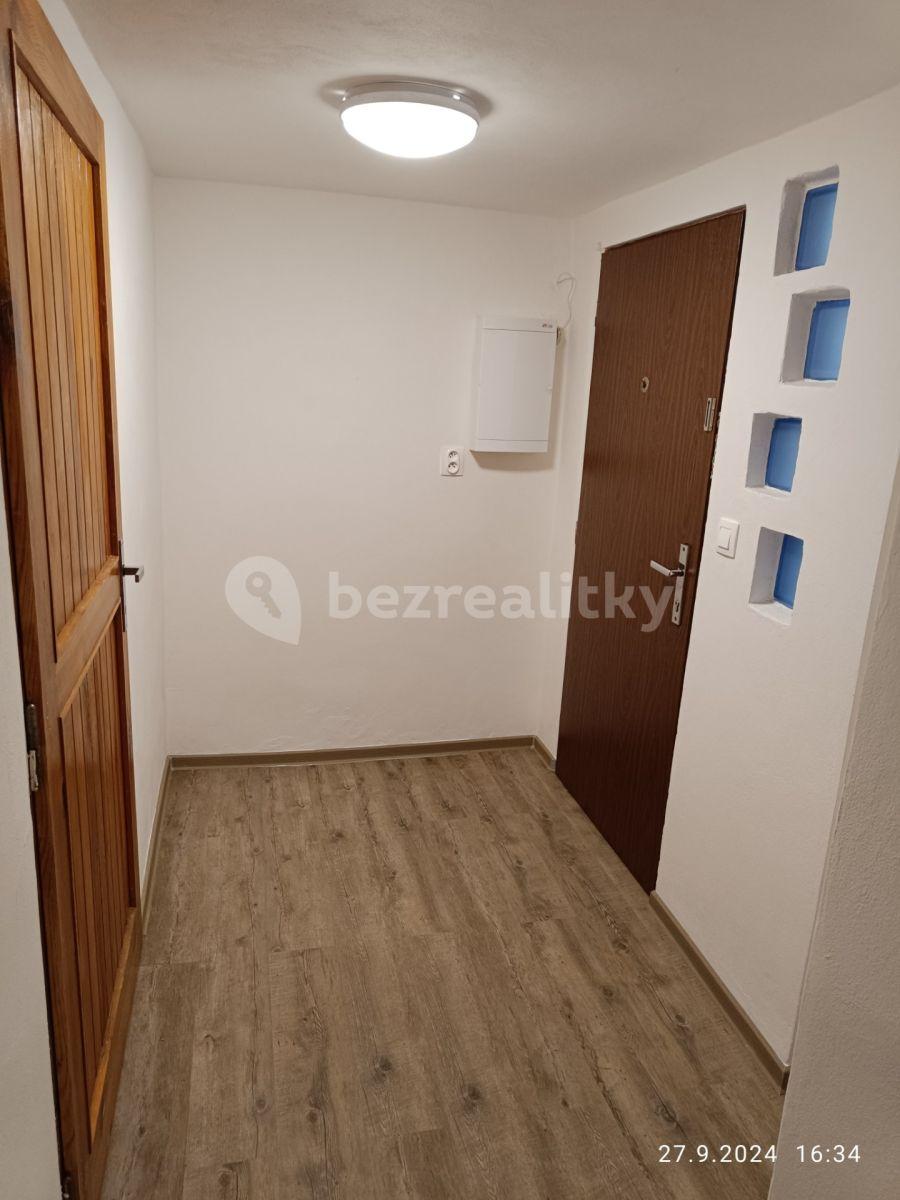 Prenájom bytu 1-izbový 35 m², Nebužely, Středočeský kraj