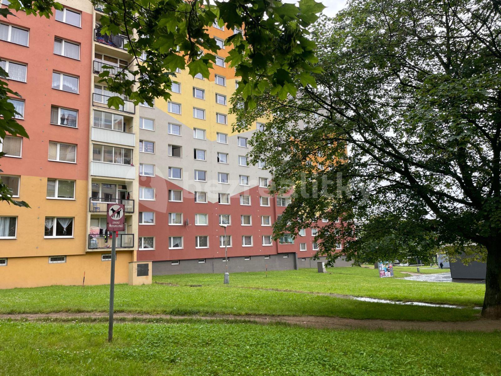 Prenájom bytu 3-izbový 62 m², Dřínovská, Chomutov, Ústecký kraj