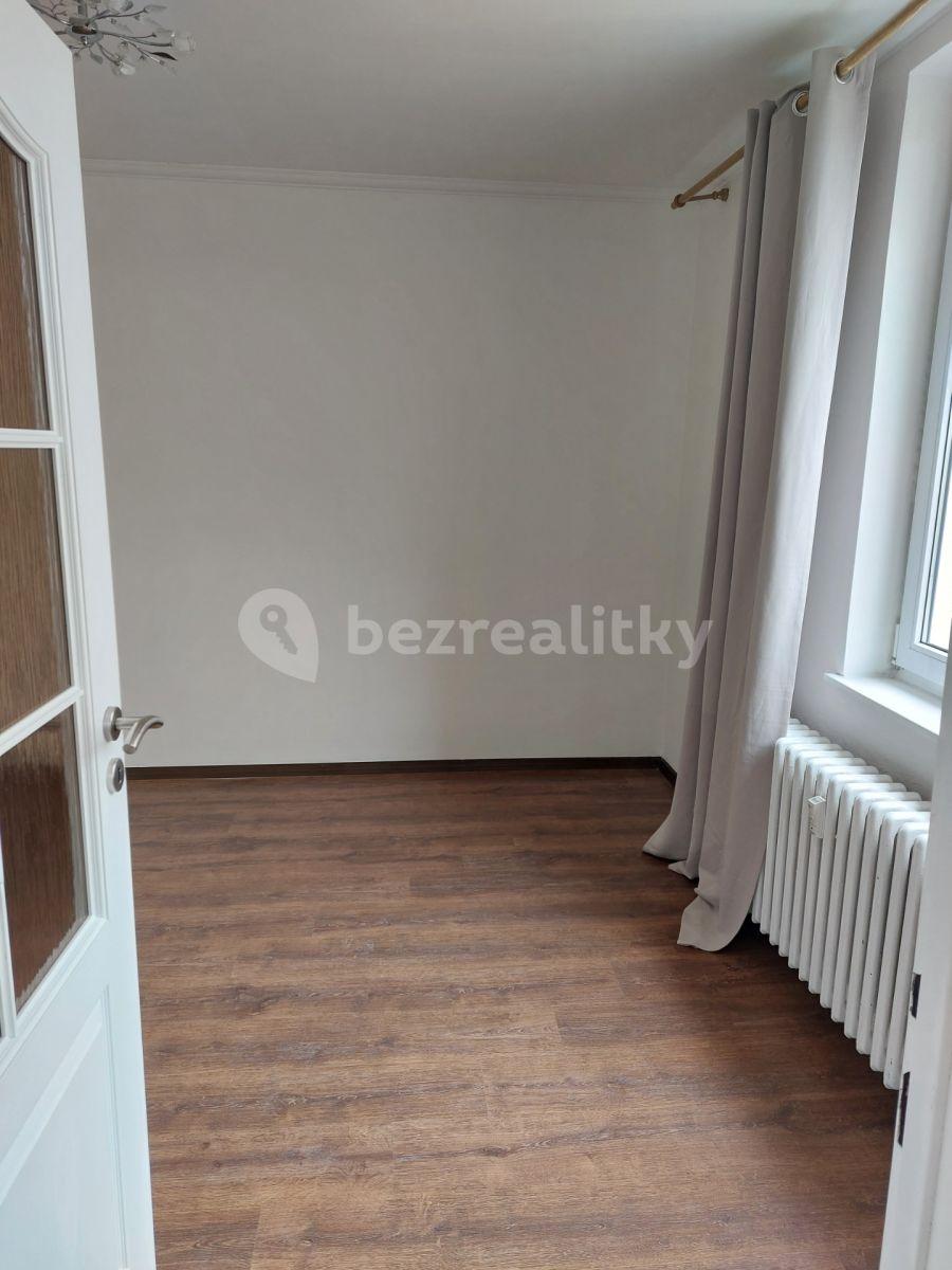 Prenájom bytu 4-izbový 80 m², Přítkovská, Teplice, Ústecký kraj