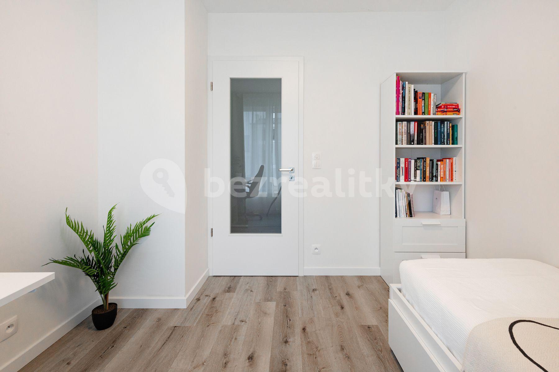 Predaj bytu 3-izbový 71 m², Polní, Strančice, Středočeský kraj