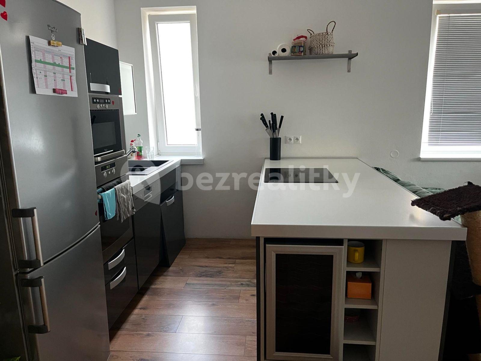 Prenájom bytu 3-izbový 89 m², Družební, Olomouc, Olomoucký kraj