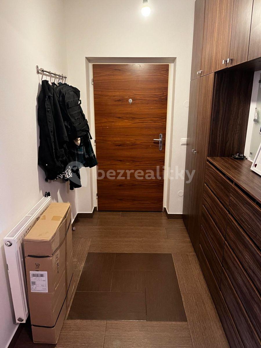 Prenájom bytu 3-izbový 89 m², Družební, Olomouc, Olomoucký kraj