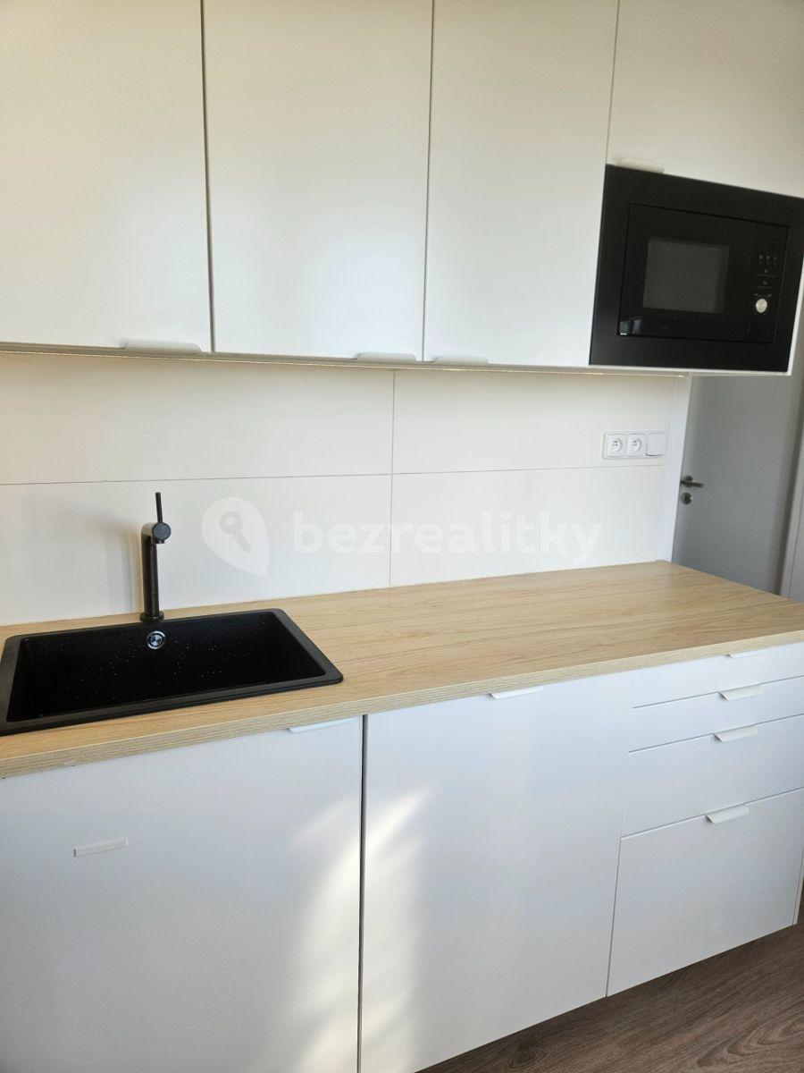 Prenájom bytu 2-izbový 53 m², Skřivanská, Praha, Praha