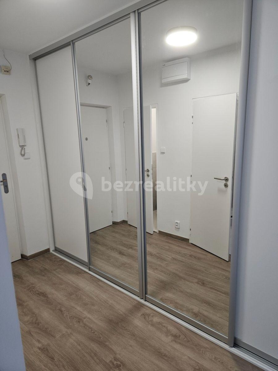 Prenájom bytu 2-izbový 53 m², Skřivanská, Praha, Praha