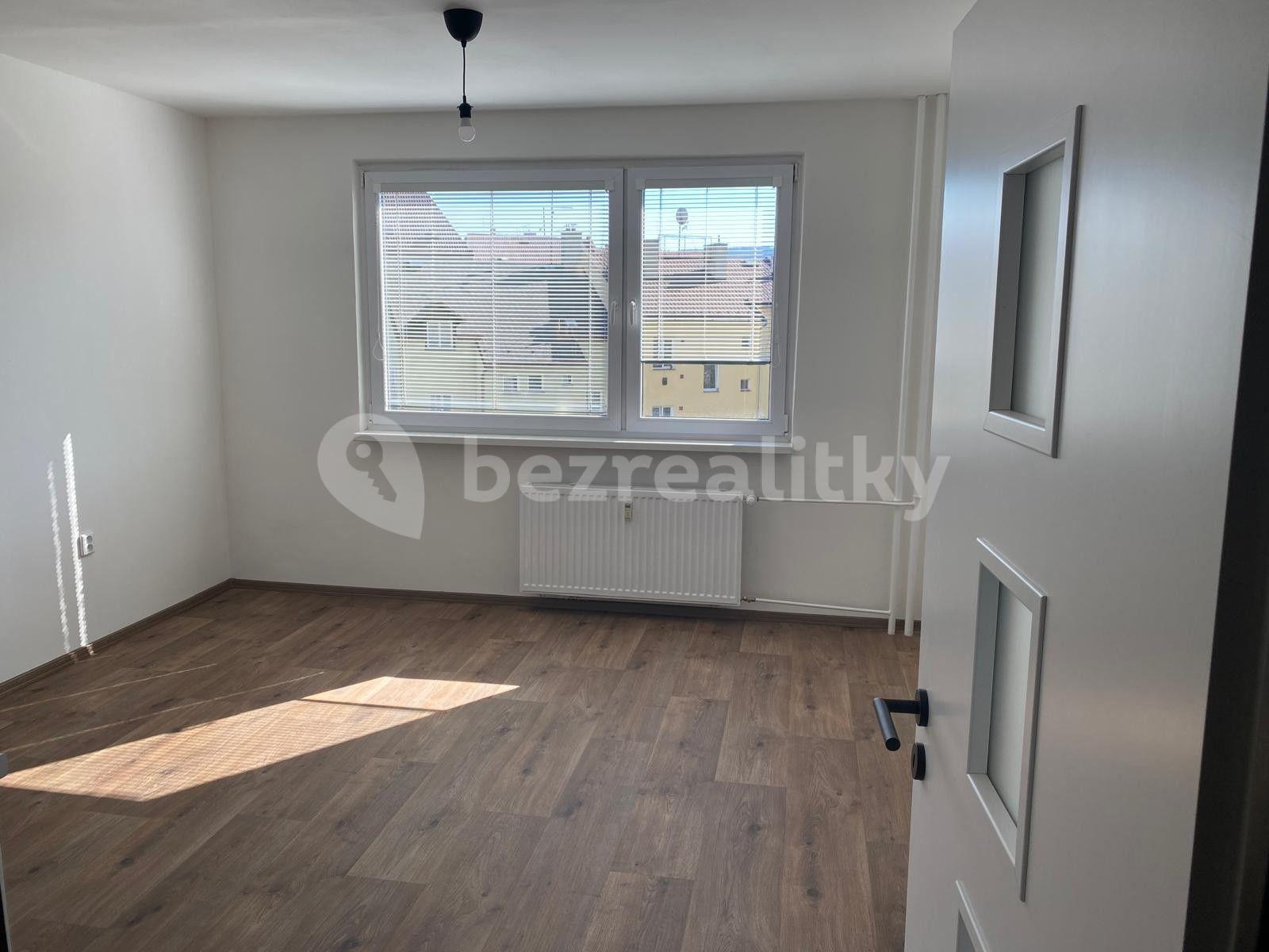 Prenájom bytu 2-izbový 42 m², Dvořákova, Děčín, Ústecký kraj