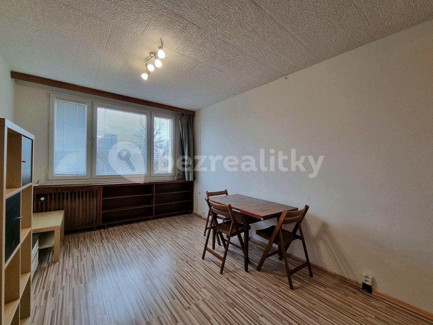 Prenájom bytu 2-izbový 43 m², Na Strži, Praha, Praha