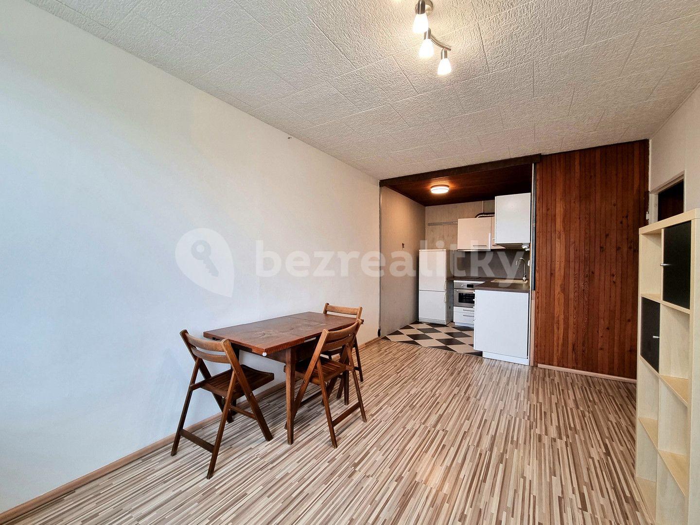 Prenájom bytu 2-izbový 43 m², Na Strži, Praha, Praha