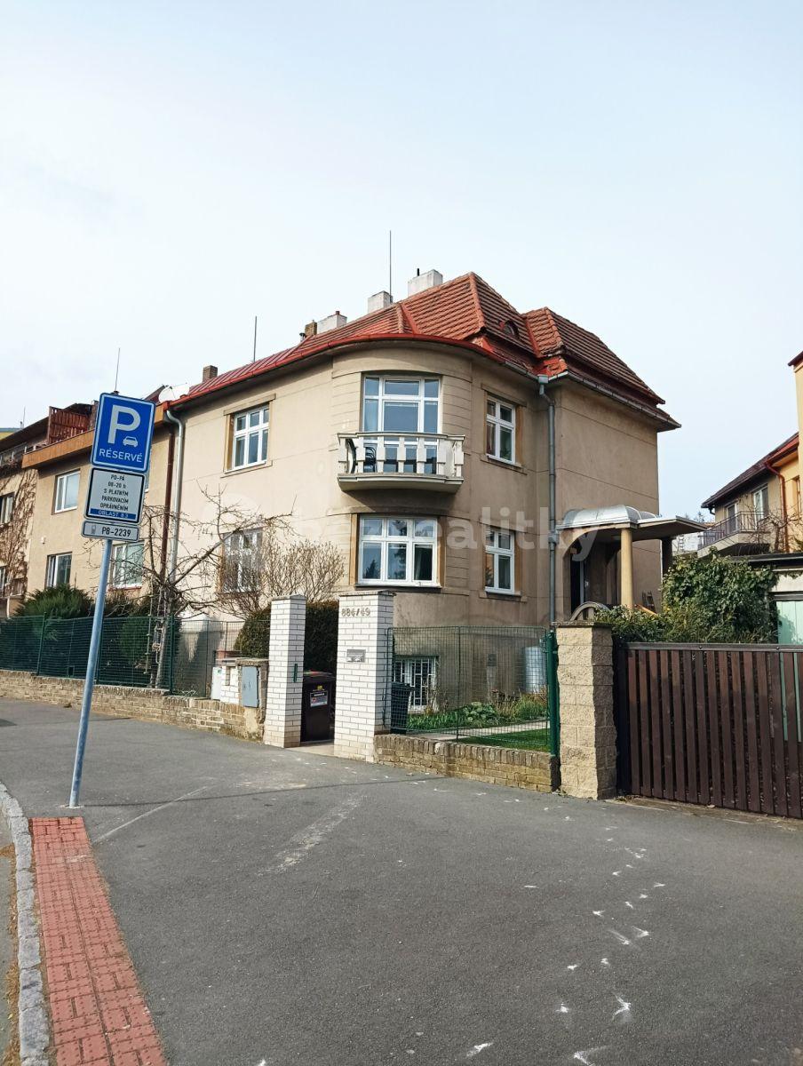 Prenájom bytu 2-izbový 50 m², Petra Bezruče, Praha, Praha