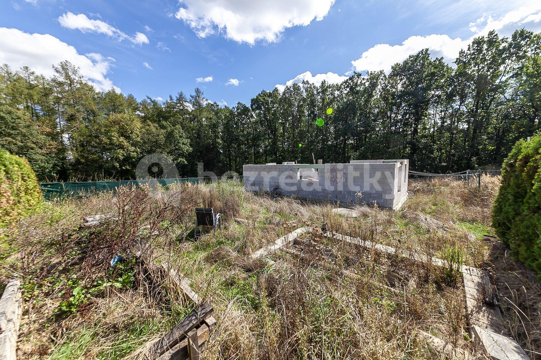 Predaj pozemku 1.002 m², Šternov, Divišov, Středočeský kraj