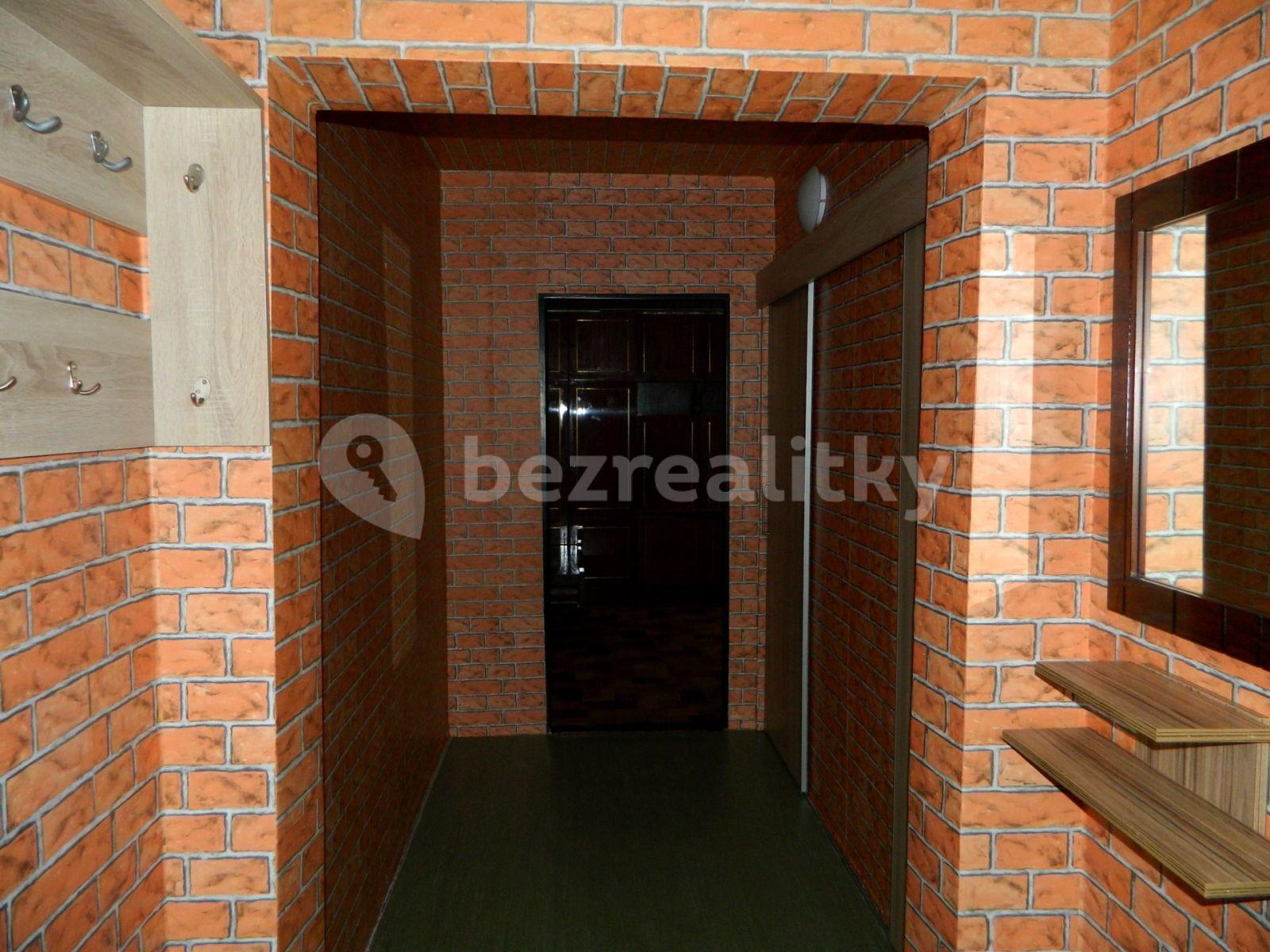 Prenájom bytu 2-izbový 51 m², Francouzská, Kladno, Středočeský kraj