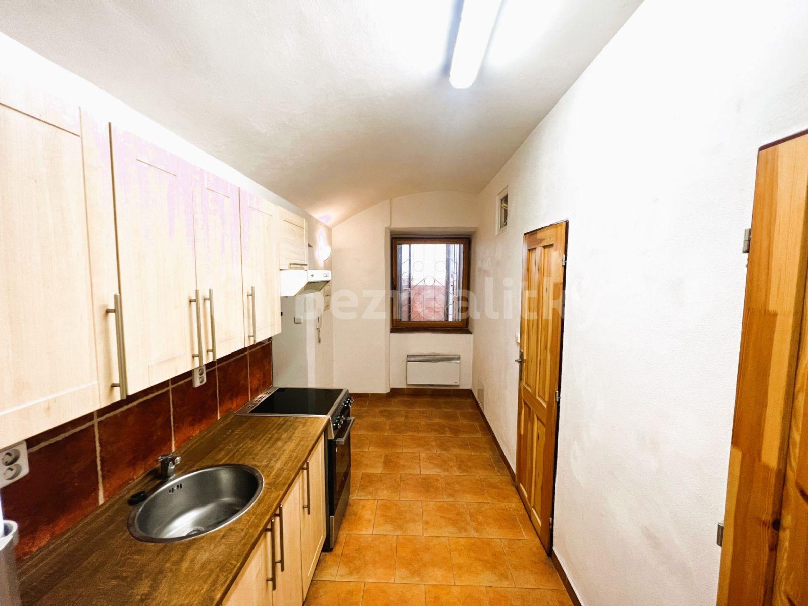 Predaj bytu 1-izbový 33 m², Plzeňská, Praha, Praha