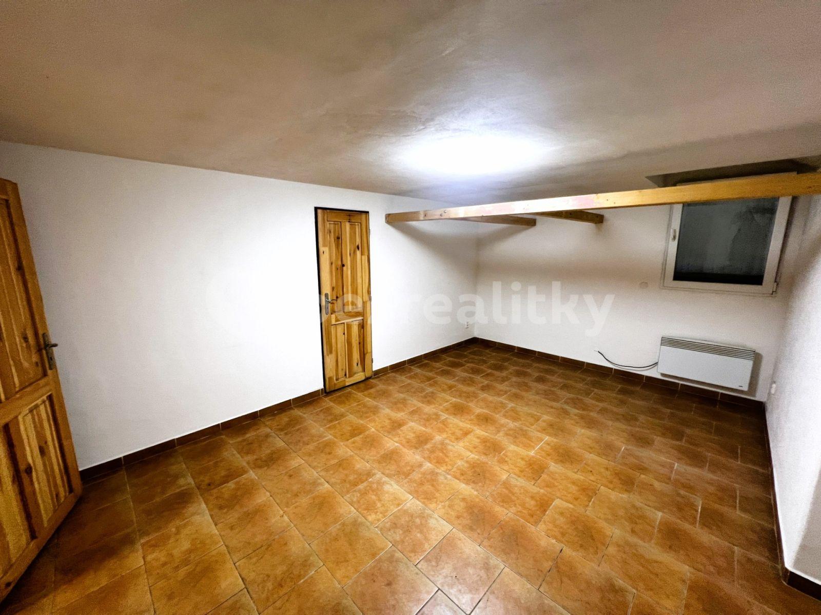 Predaj bytu 1-izbový 33 m², Plzeňská, Praha, Praha