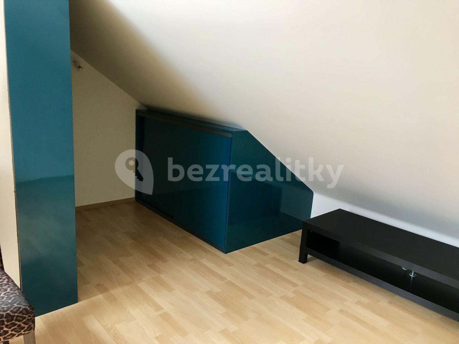 Prenájom bytu 2-izbový 55 m², Ovenecká, Praha, Praha