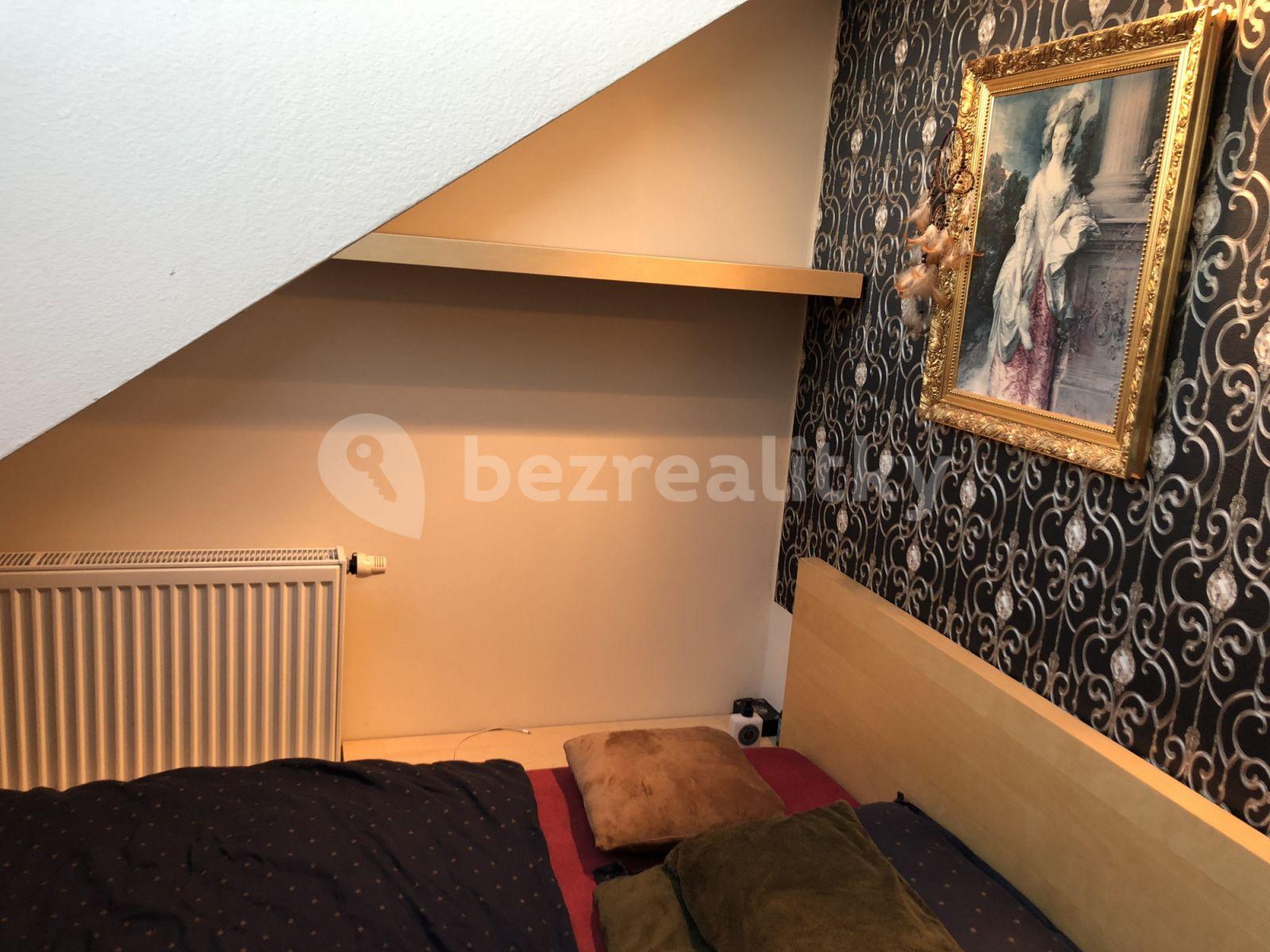 Prenájom bytu 2-izbový 55 m², Ovenecká, Praha, Praha