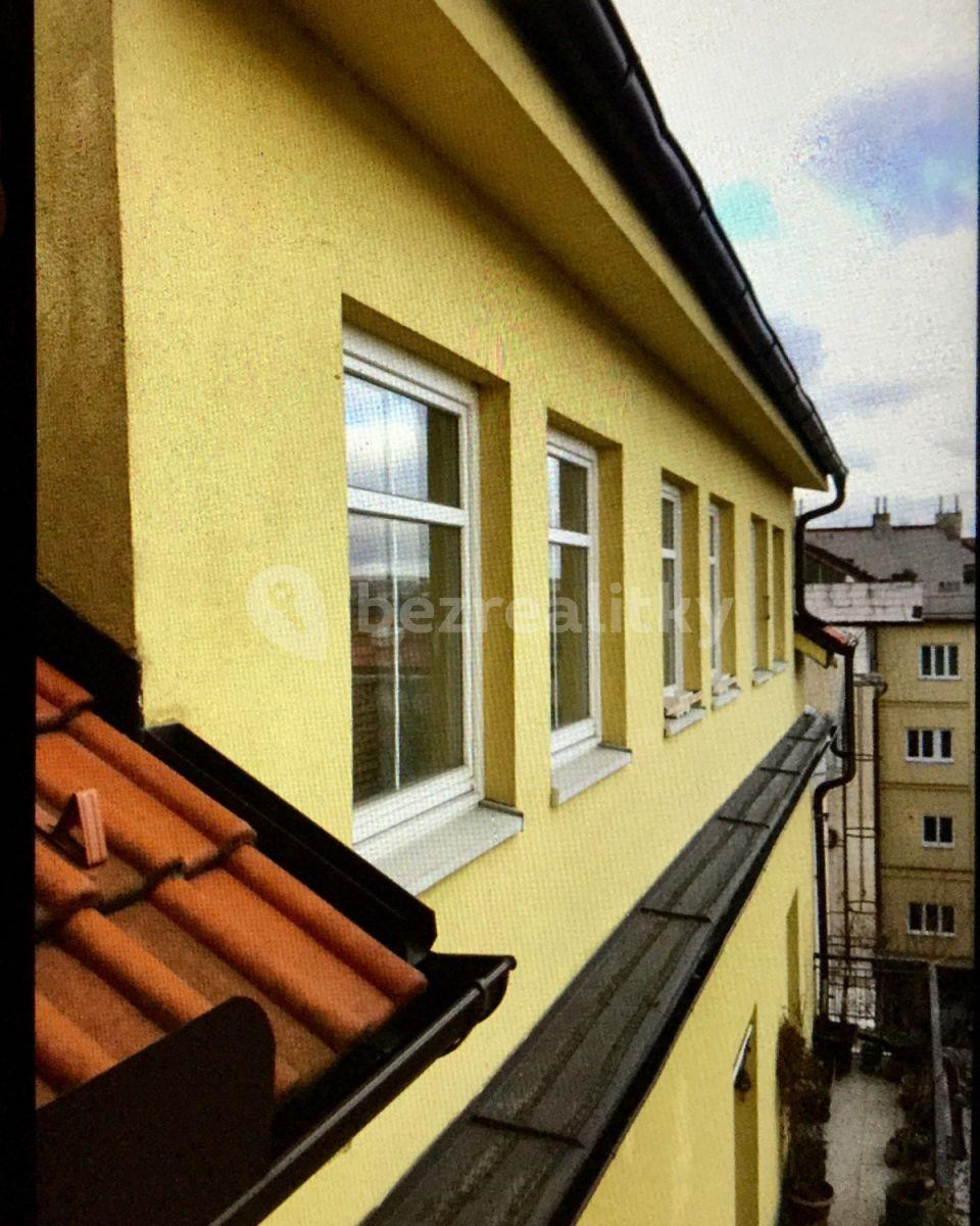 Prenájom bytu 2-izbový 55 m², Ovenecká, Praha, Praha