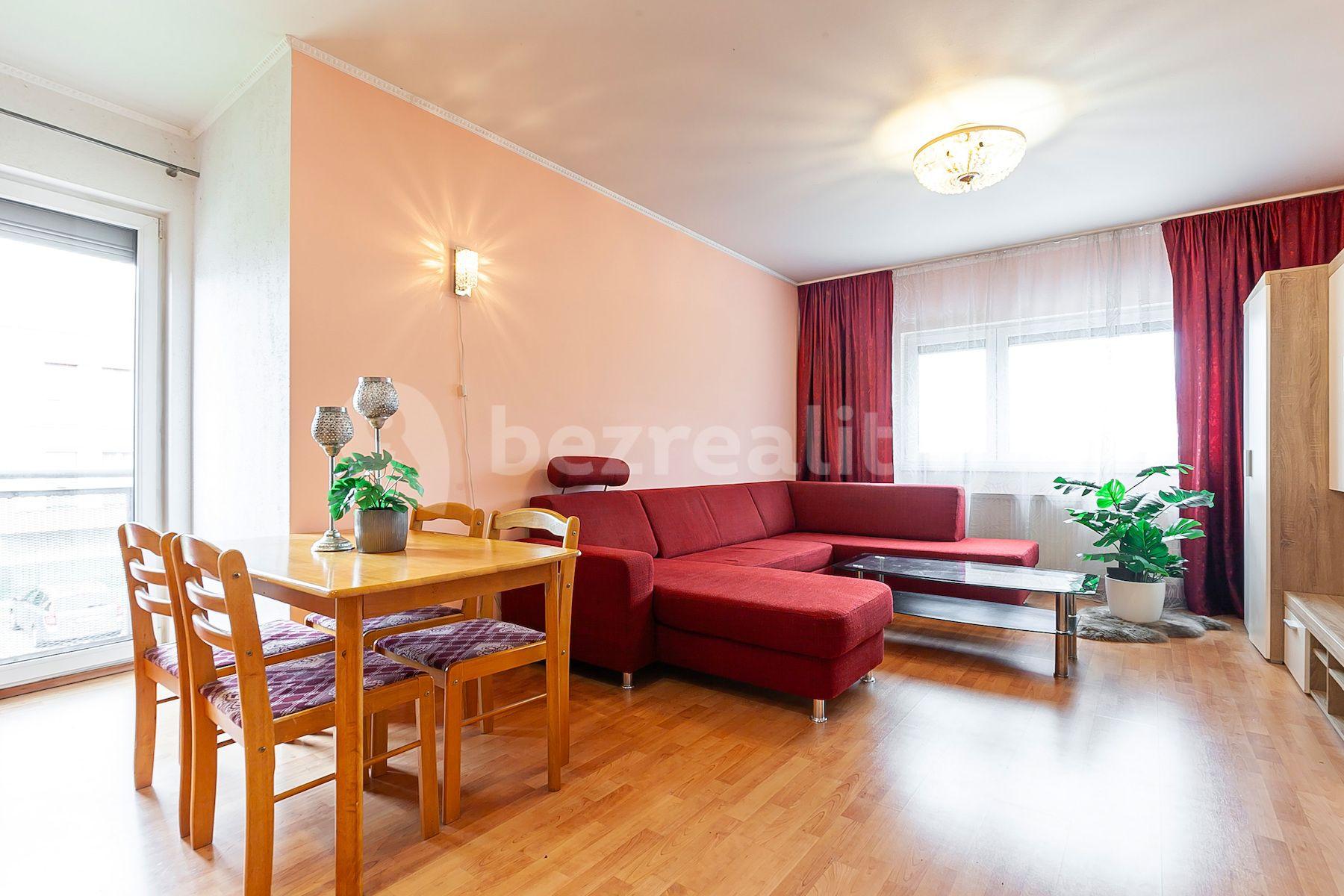 Predaj bytu 3-izbový 65 m², Pečárková, Praha, Praha