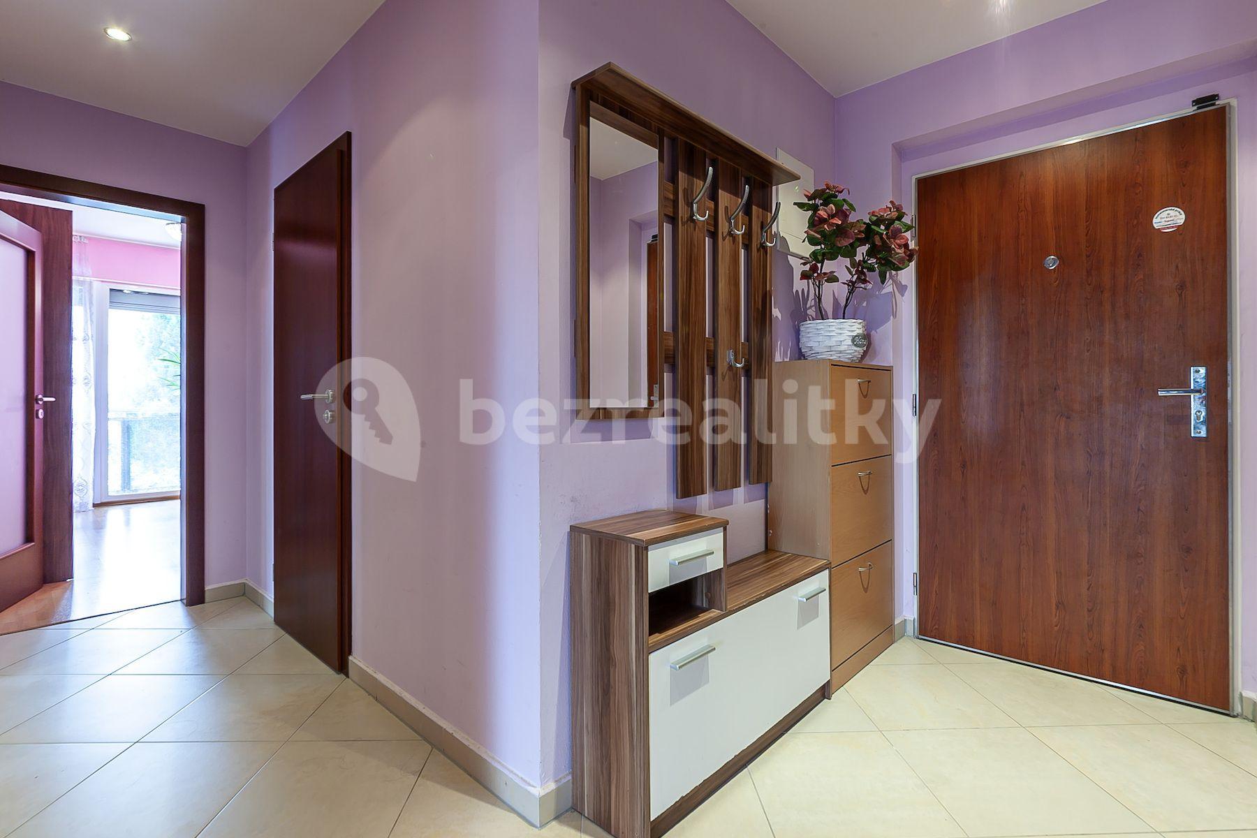 Predaj bytu 3-izbový 65 m², Pečárková, Praha, Praha