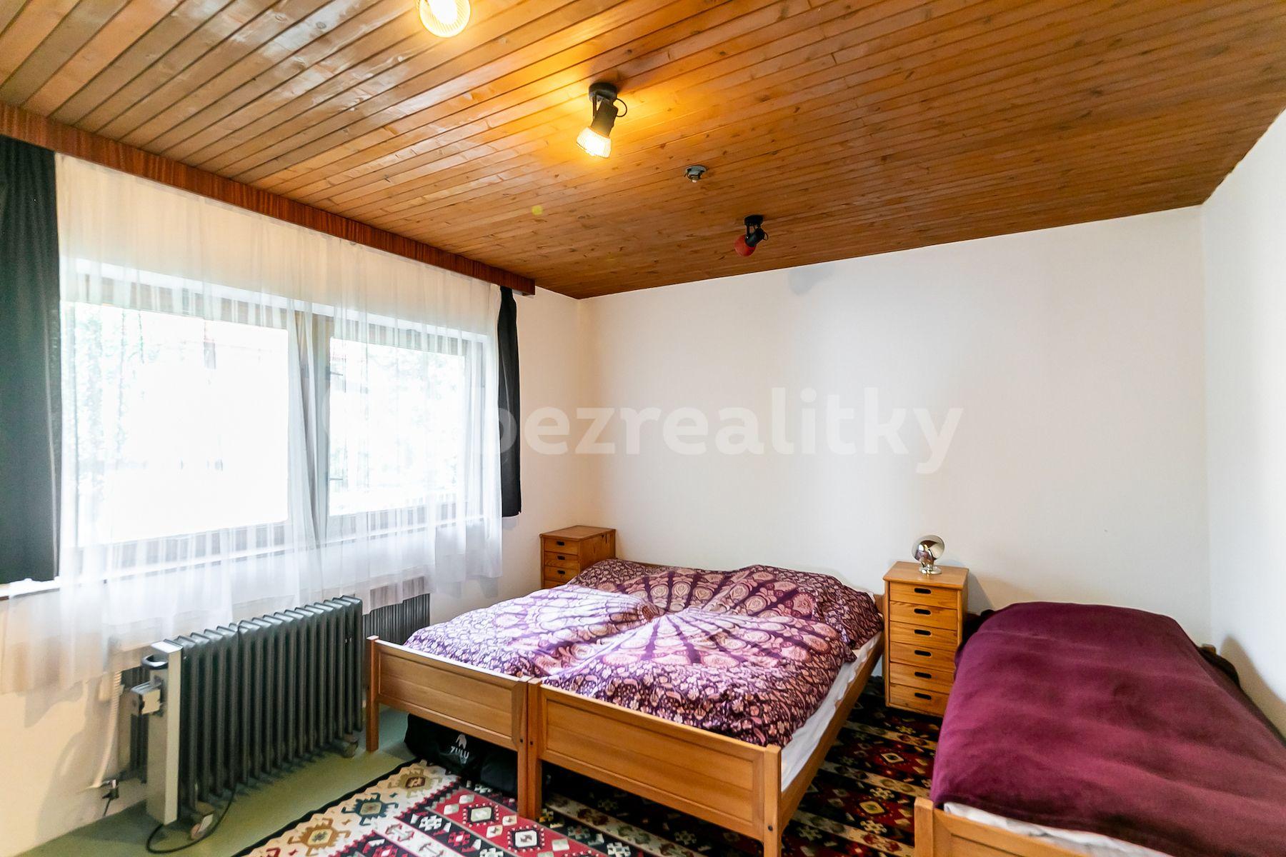 Predaj domu 152 m², pozemek 467 m², Radvanice, Úžice, Středočeský kraj