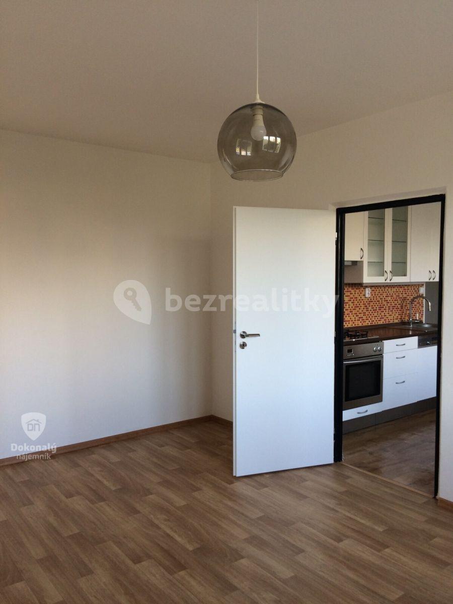 Prenájom bytu 2-izbový 43 m², Zvolská, Praha, Praha