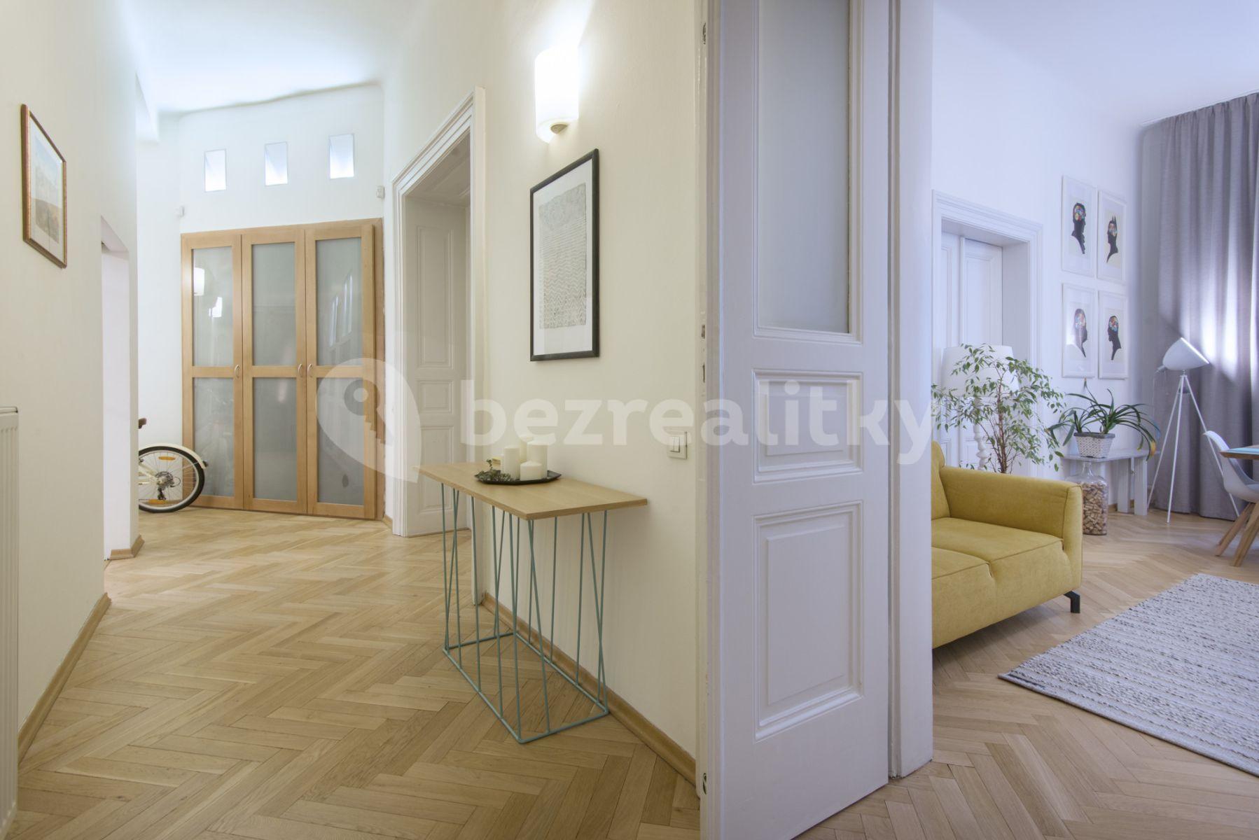 Prenájom bytu 4-izbový 136 m², Betlémská, Praha, Praha