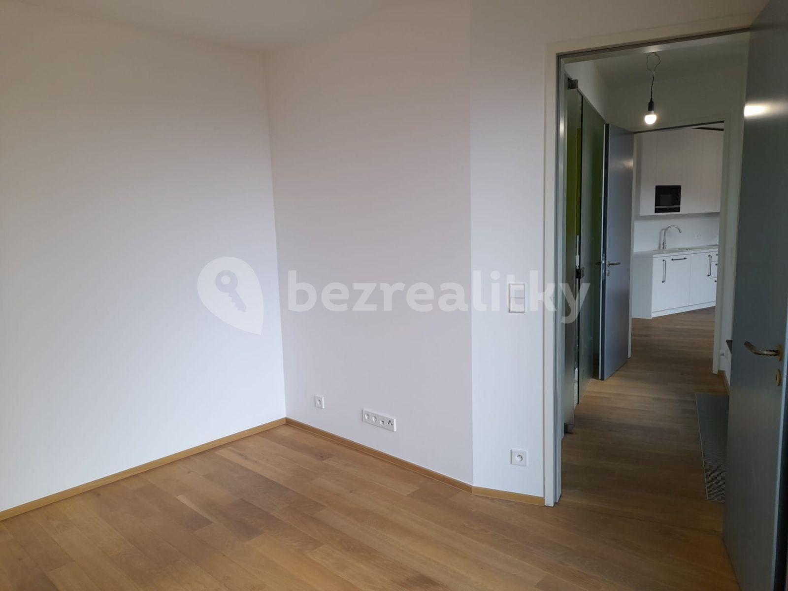 Prenájom bytu 2-izbový 56 m², Komunardů, Praha, Praha