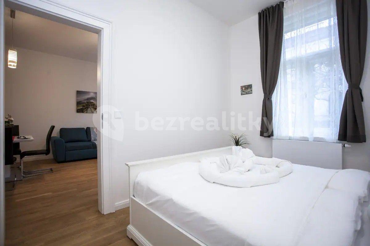 Predaj bytu 2-izbový 49 m², Nitranská, Praha, Praha