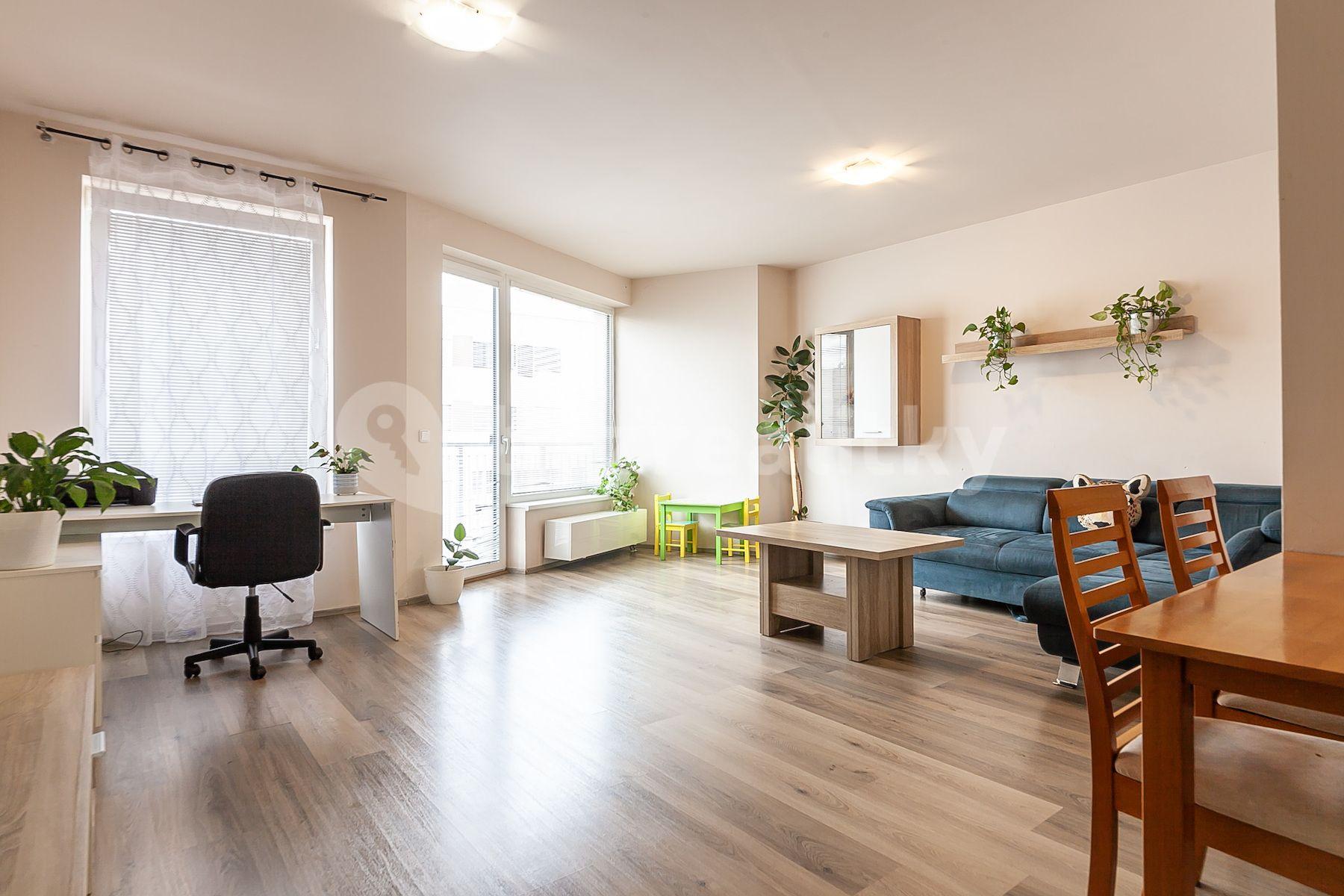 Predaj bytu 2-izbový 71 m², Mezi vodami, Praha, Praha