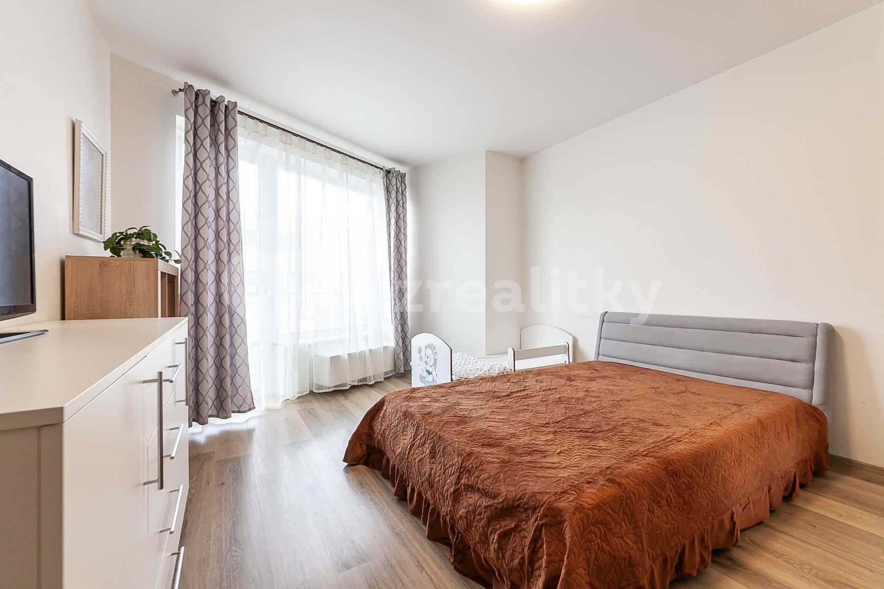 Predaj bytu 2-izbový 71 m², Mezi vodami, Praha, Praha