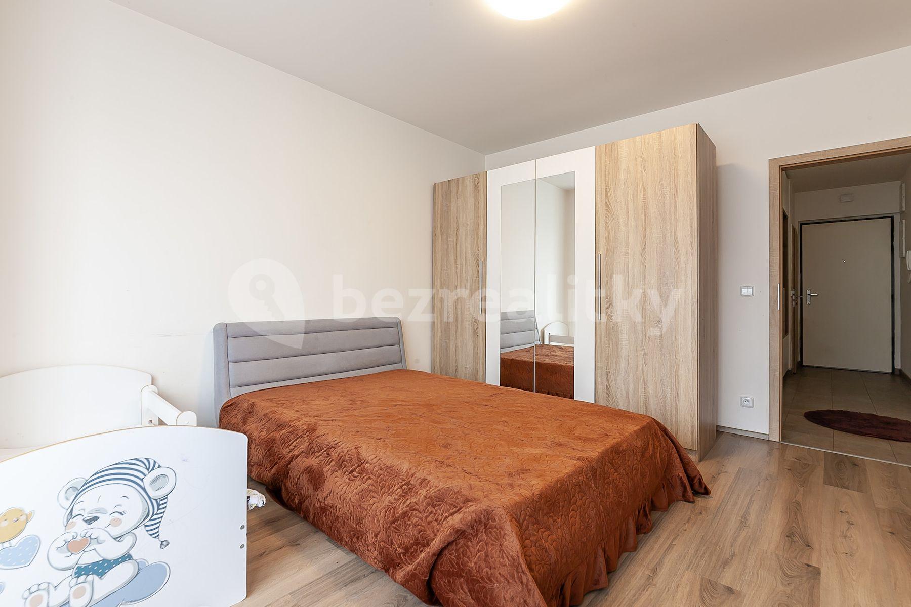 Predaj bytu 2-izbový 71 m², Mezi vodami, Praha, Praha