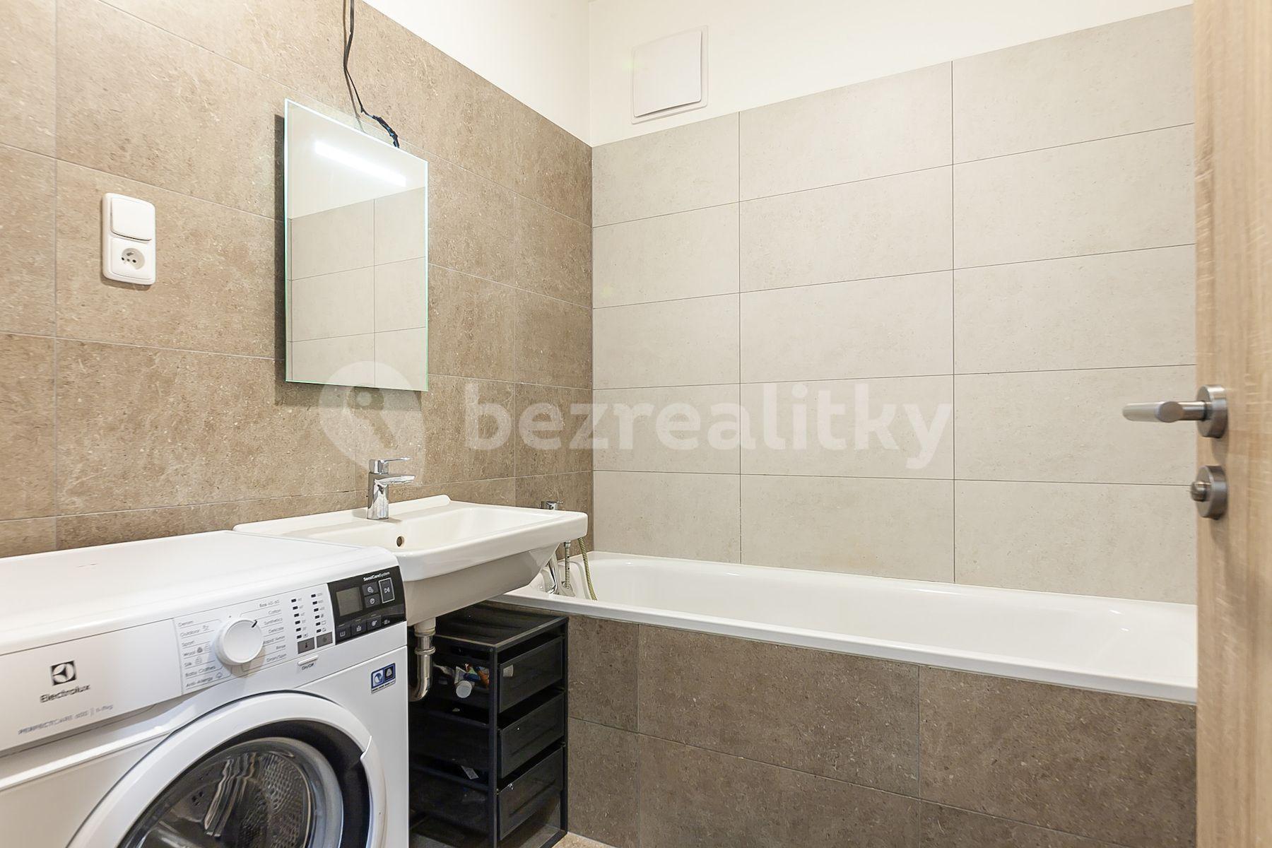 Predaj bytu 2-izbový 71 m², Mezi vodami, Praha, Praha