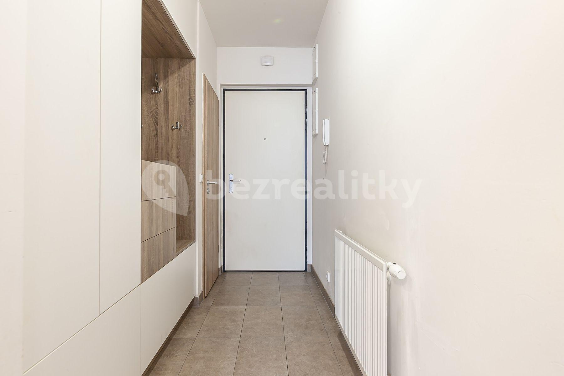 Predaj bytu 2-izbový 71 m², Mezi vodami, Praha, Praha