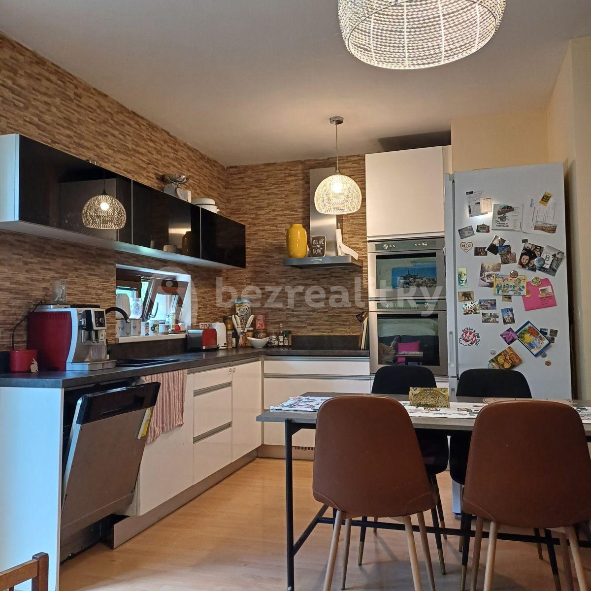 Predaj bytu 3-izbový 65 m², Vladycká, Praha, Praha