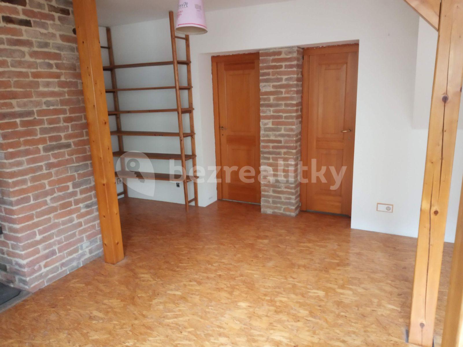 Predaj domu 137 m², pozemek 700 m², Číčovice, Středočeský kraj