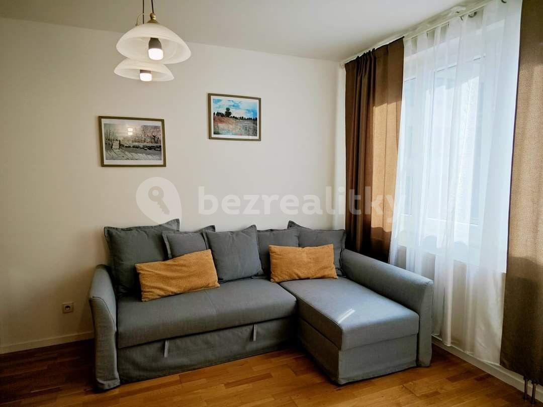 Prenájom bytu 2-izbový 45 m², U Svobodárny, Praha, Praha