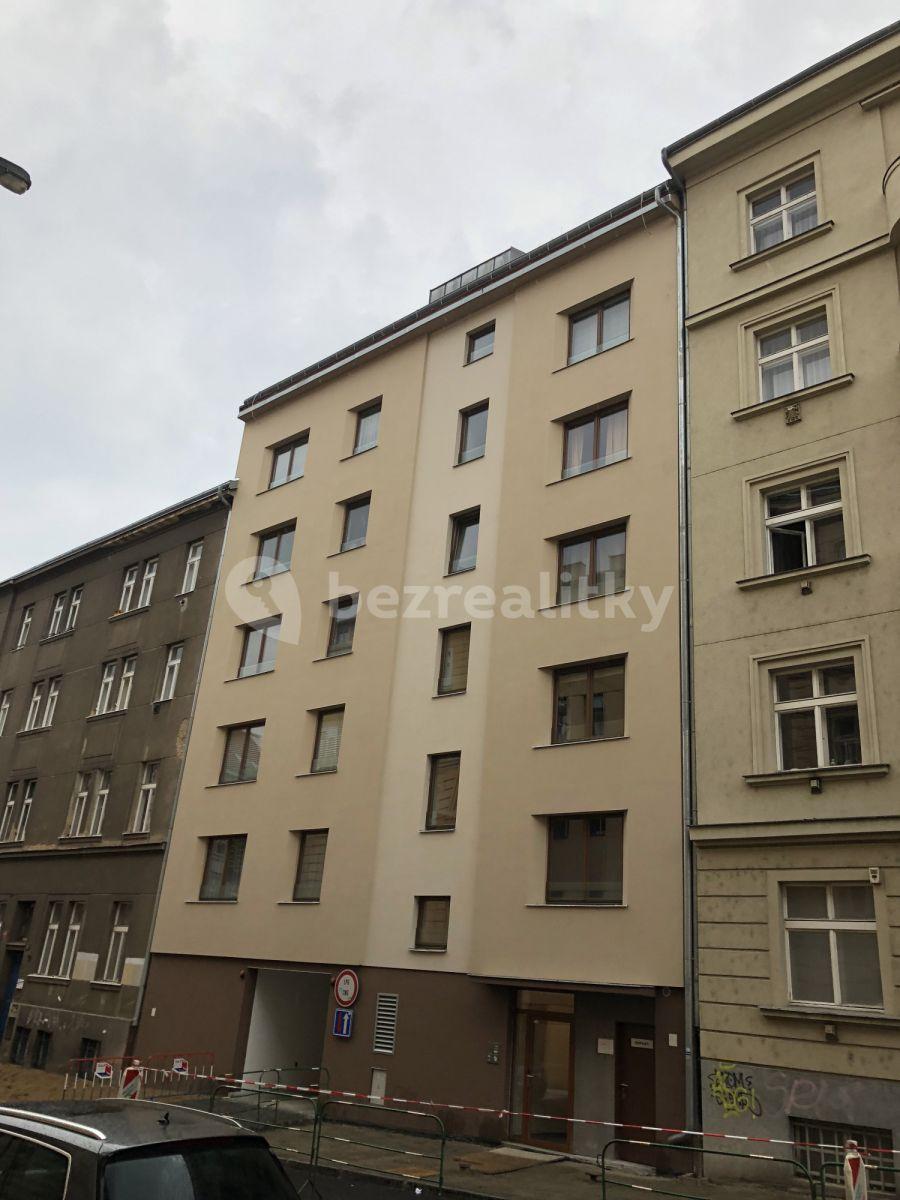 Prenájom bytu 2-izbový 59 m², Mojmírova, Praha, Praha