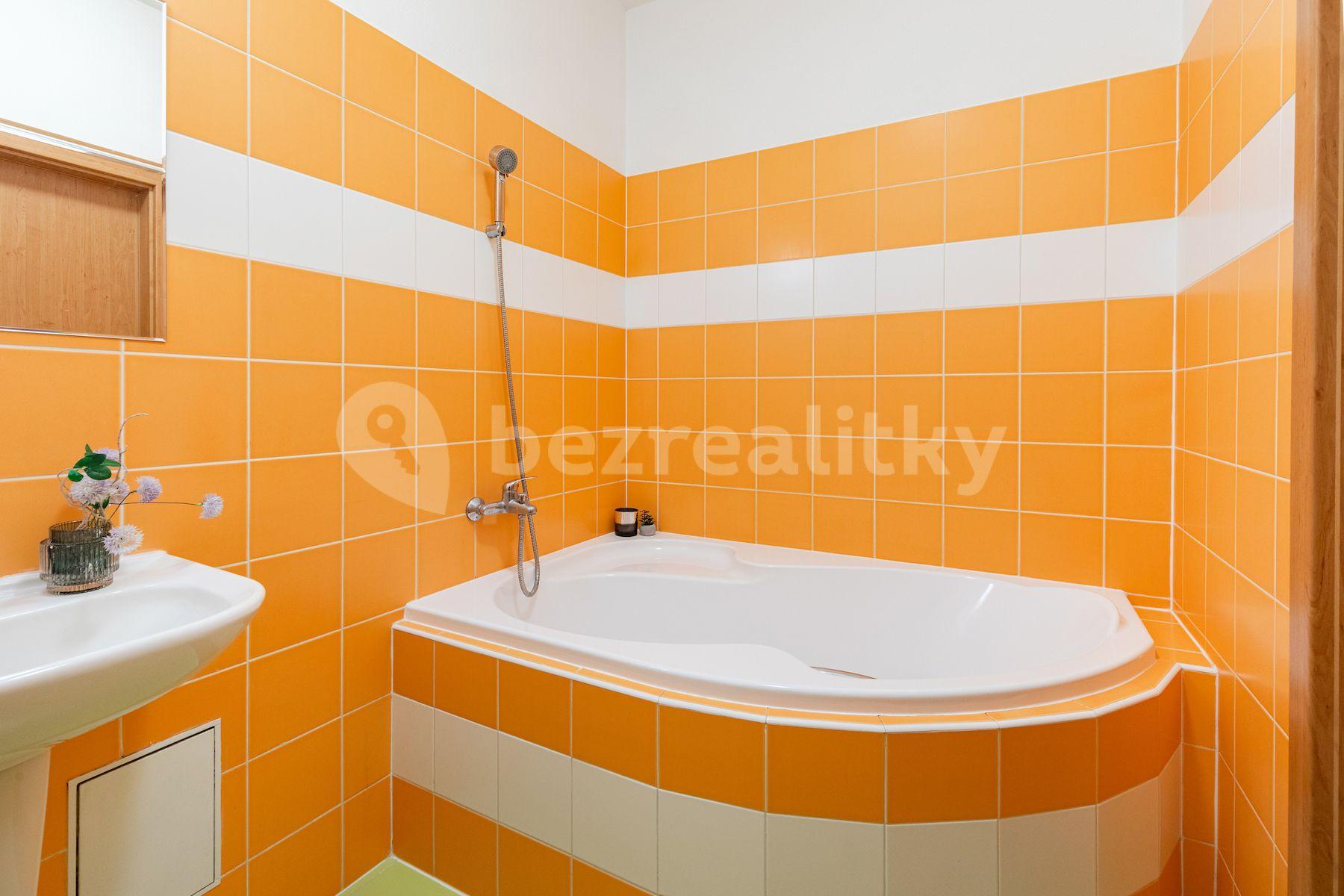 Predaj bytu 2-izbový 78 m², Na Slatince, Praha, Praha