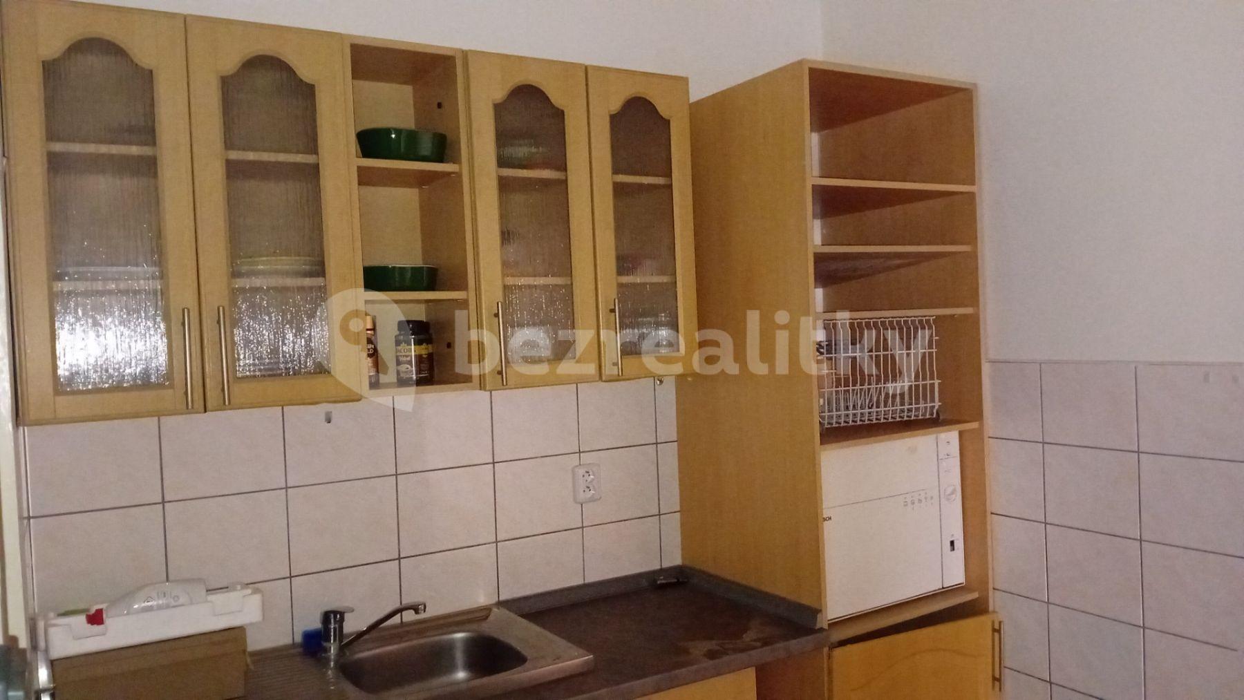 Prenájom nebytového priestoru 41 m², Radhošťská, Praha, Praha