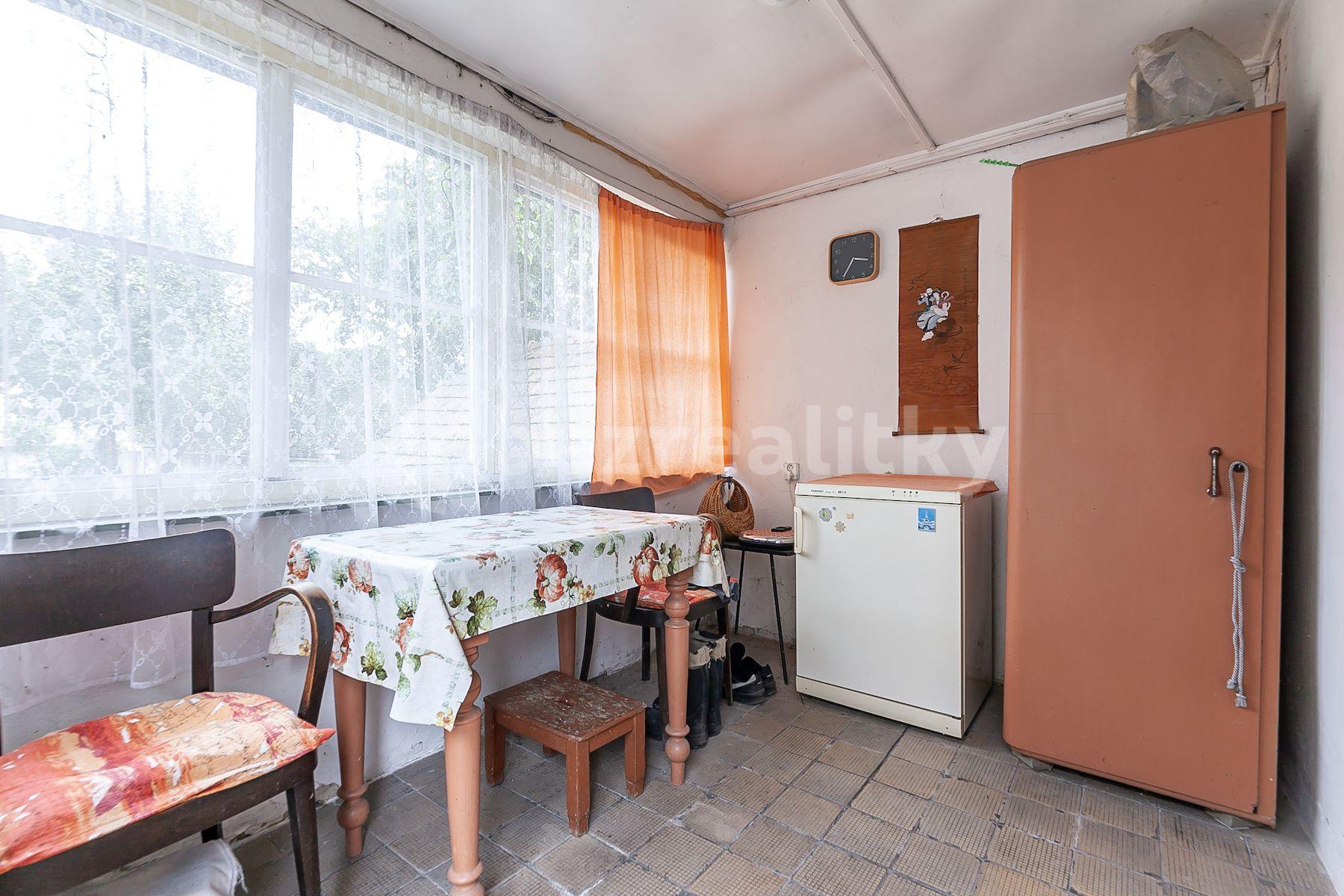 Predaj domu 314 m², pozemek 668 m², Jíkevská, Bobnice, Středočeský kraj