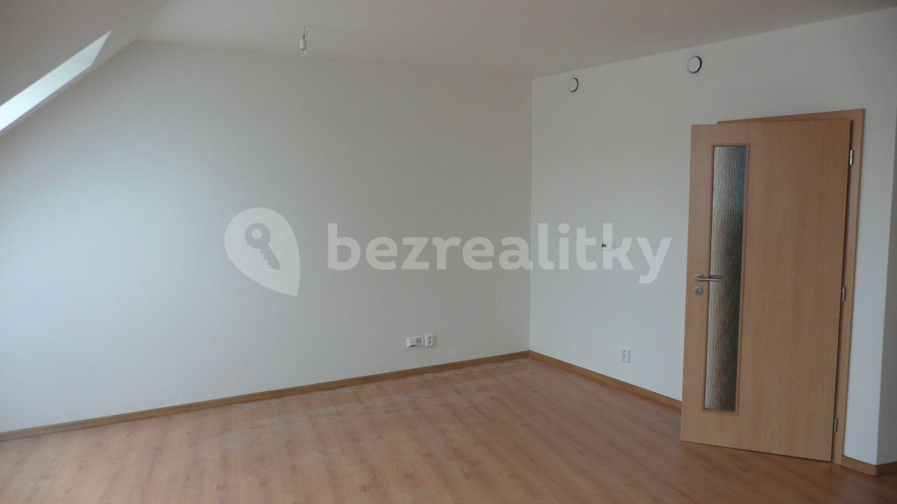 Prenájom bytu 2-izbový 49 m², Masarykova, Modřice, Jihomoravský kraj