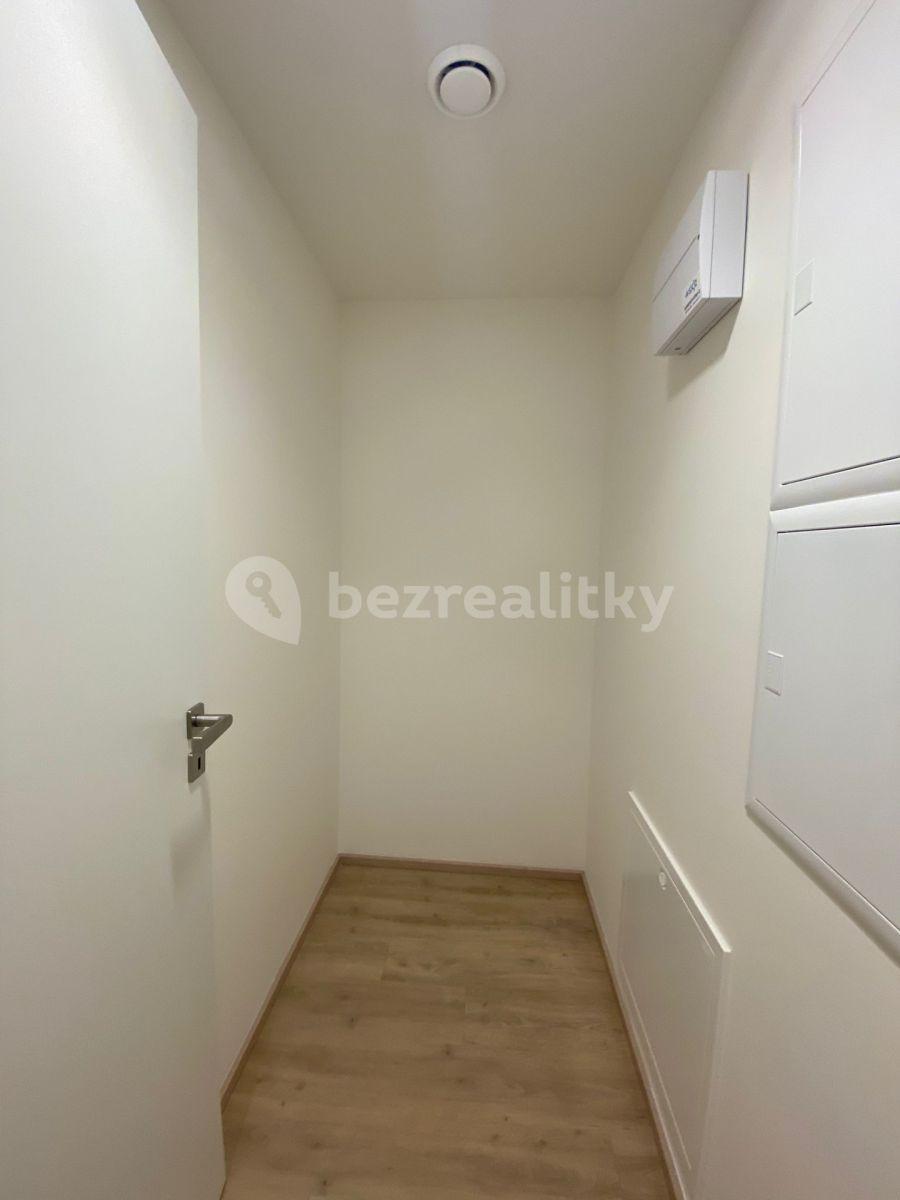 Prenájom bytu 2-izbový 54 m², Šrámkové, Praha, Praha